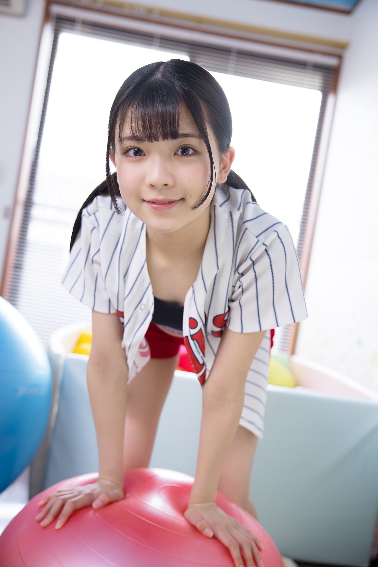 [Minisuka.tv] Mao Imaizumi 今泉まお - Regular Gallery 2.2/(42P)