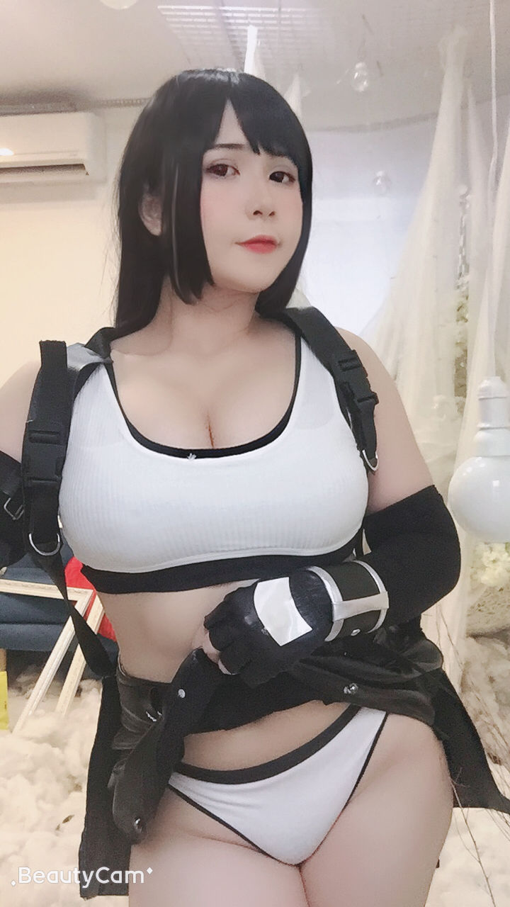 [网红COSER写真] Uy Uy - Tifa Lockhart/(17P)