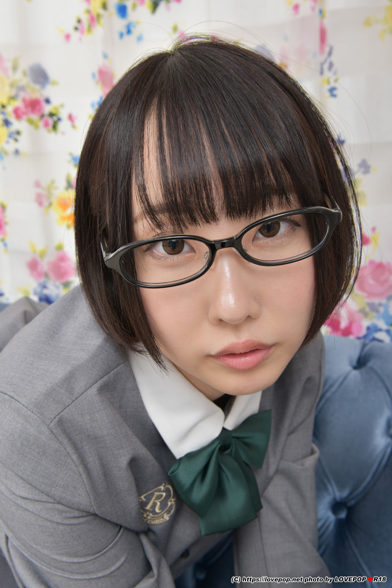 [LOVEPOP] Saku Kurosaki 黒崎さく Photoset 04/(49P)