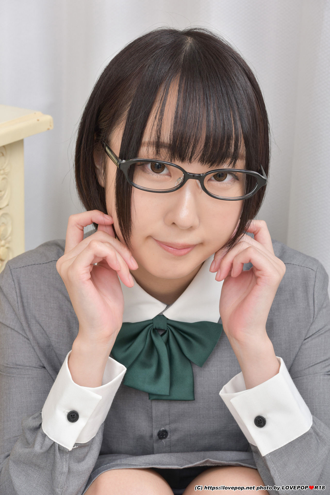 [LOVEPOP] Saku Kurosaki 黒崎さく Photoset 04/(49P)