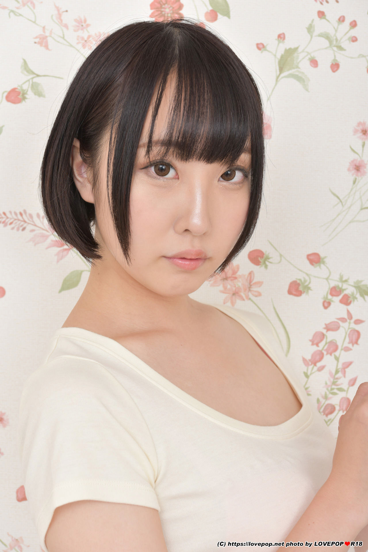 [LOVEPOP] Saku Kurosaki 黒崎さく Photoset 01/(43P)