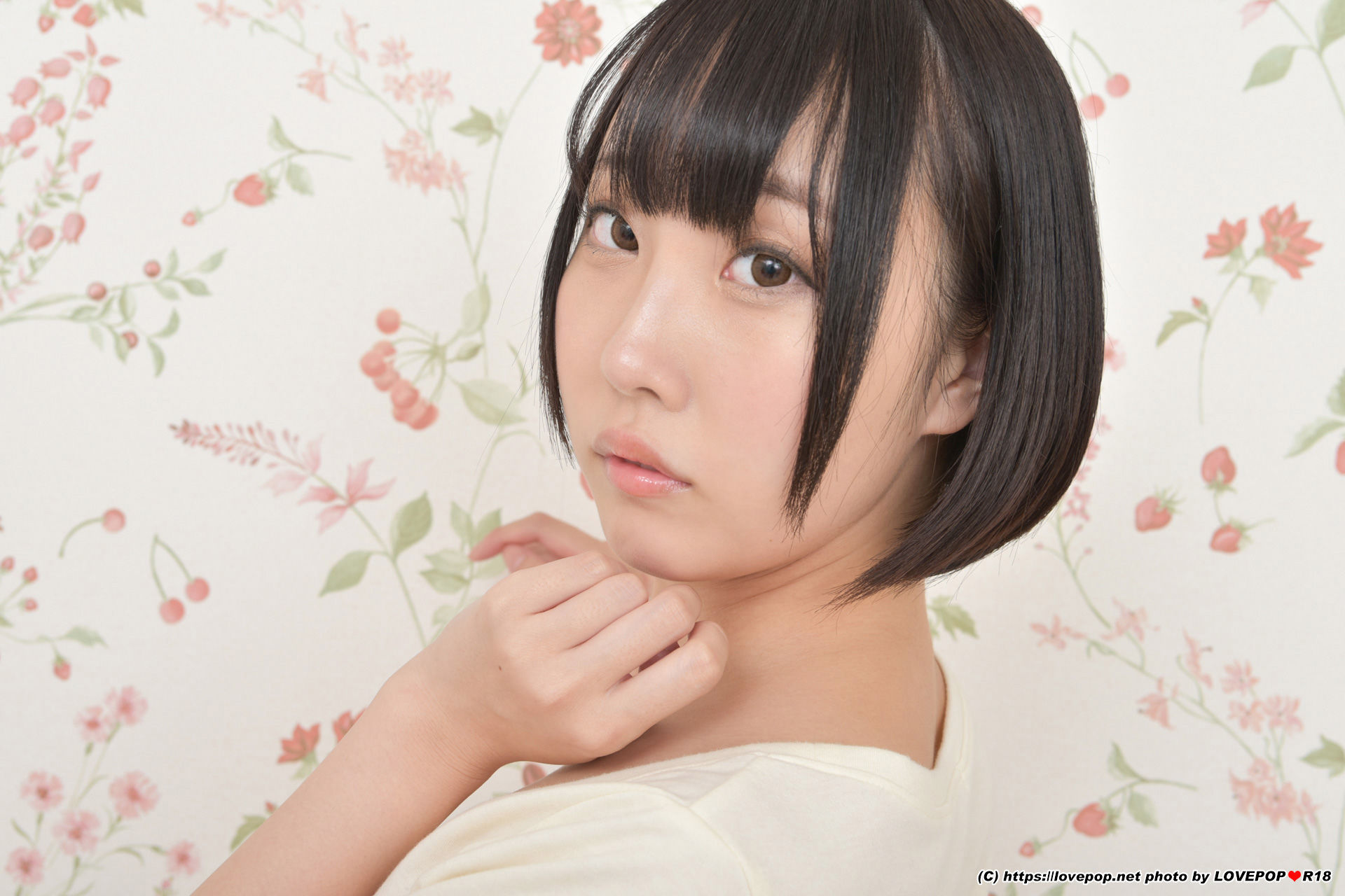 [LOVEPOP] Saku Kurosaki 黒崎さく Photoset 01/(43P)