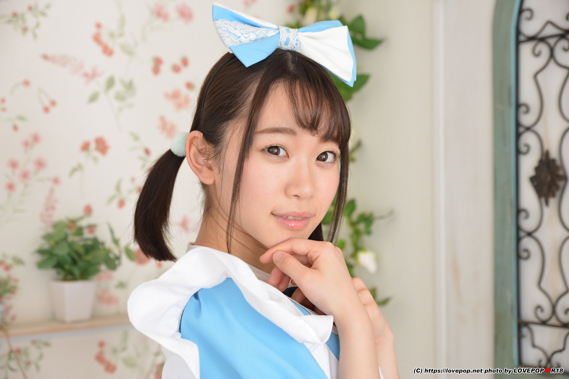 [LOVEPOP] Special Maid Collection - Yura Kano 架乃ゆら Photoset 01/(54P)