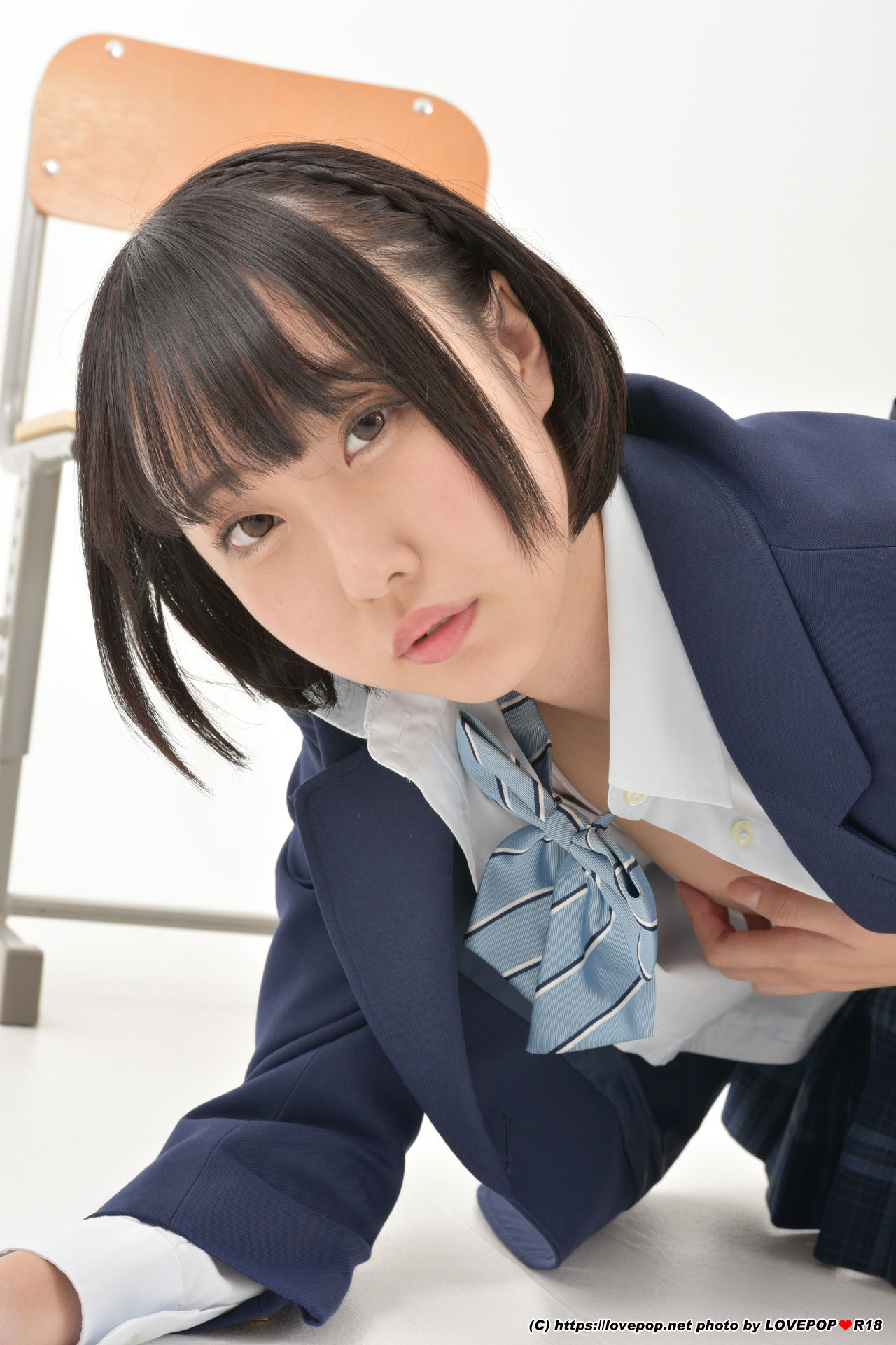 [LOVEPOP] Saku Kurosaki 黒崎さく Photoset 02/(49P)