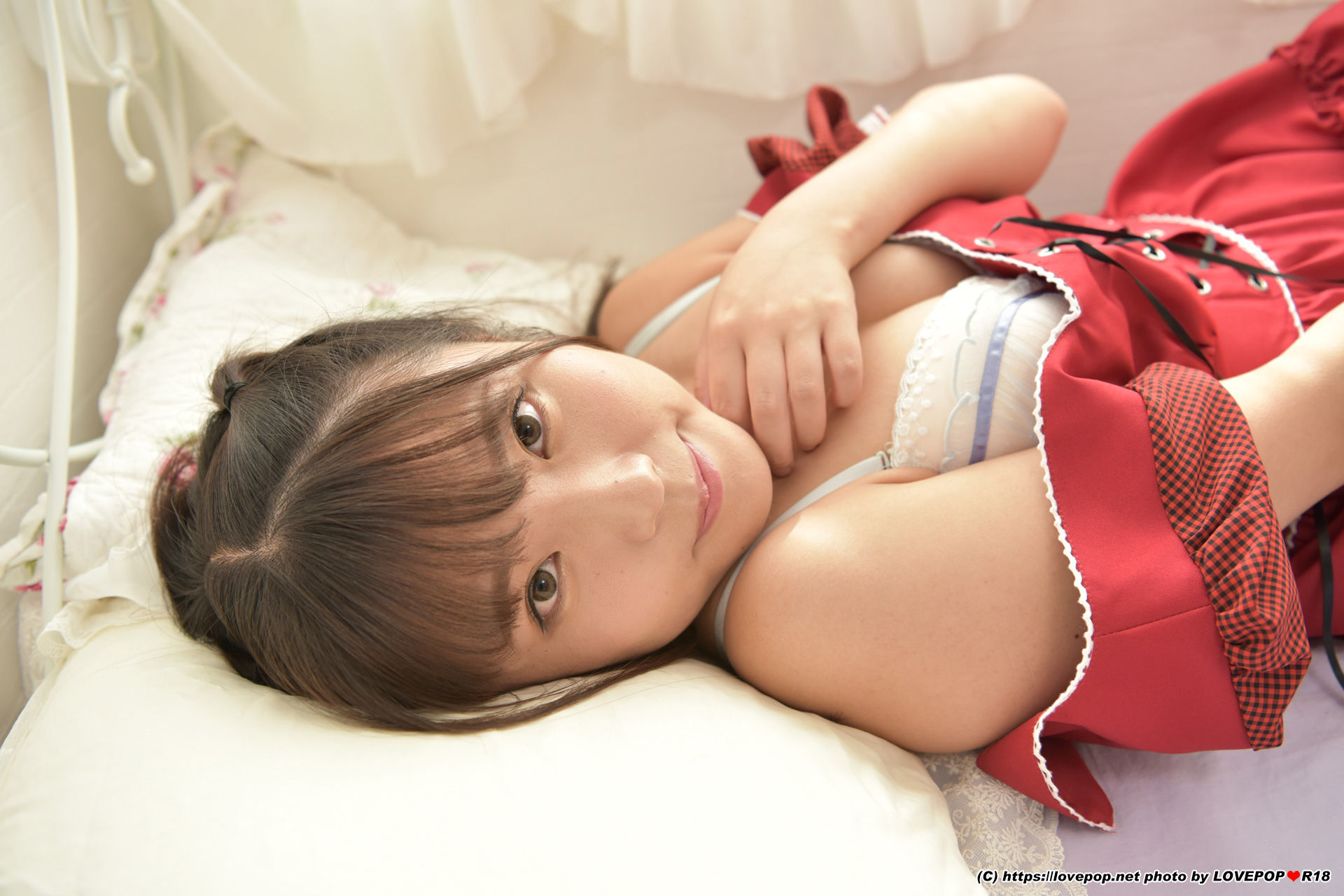 [LOVEPOP] Momoka Nakazama 仲沢ももか Photoset 04/(52P)