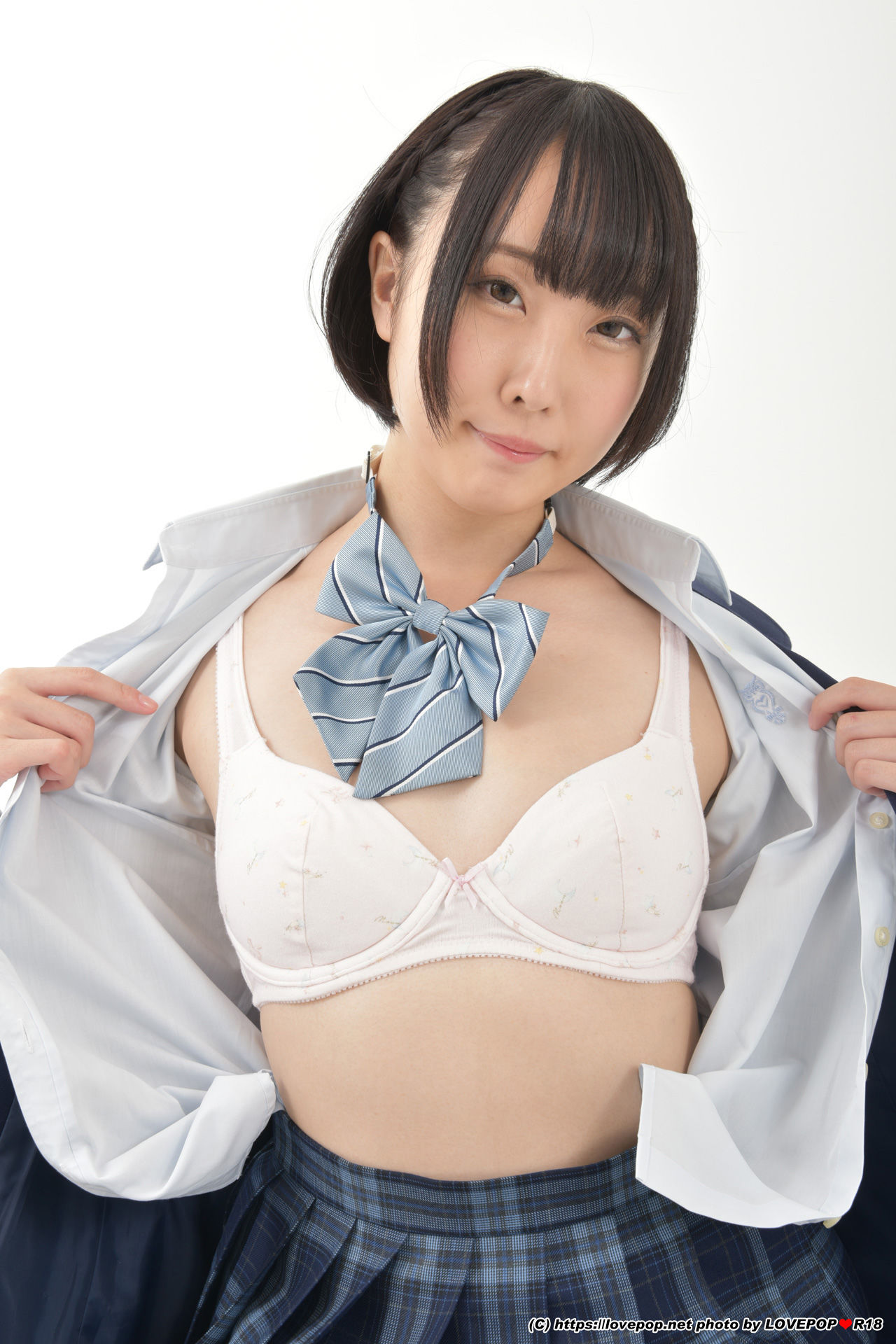 [LOVEPOP] Saku Kurosaki 黒崎さく Photoset 02/(49P)