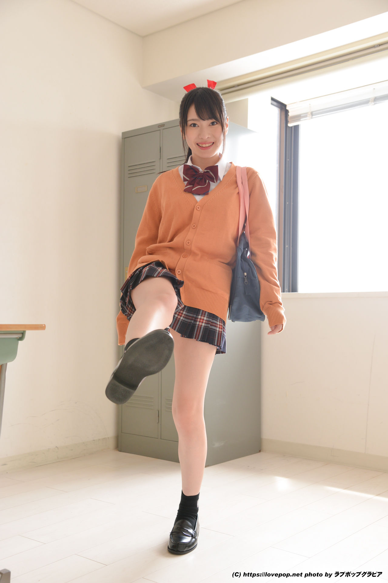 [LOVEPOP] Kotone Kuriyama 栗山ことね Photoset 04/(63P)