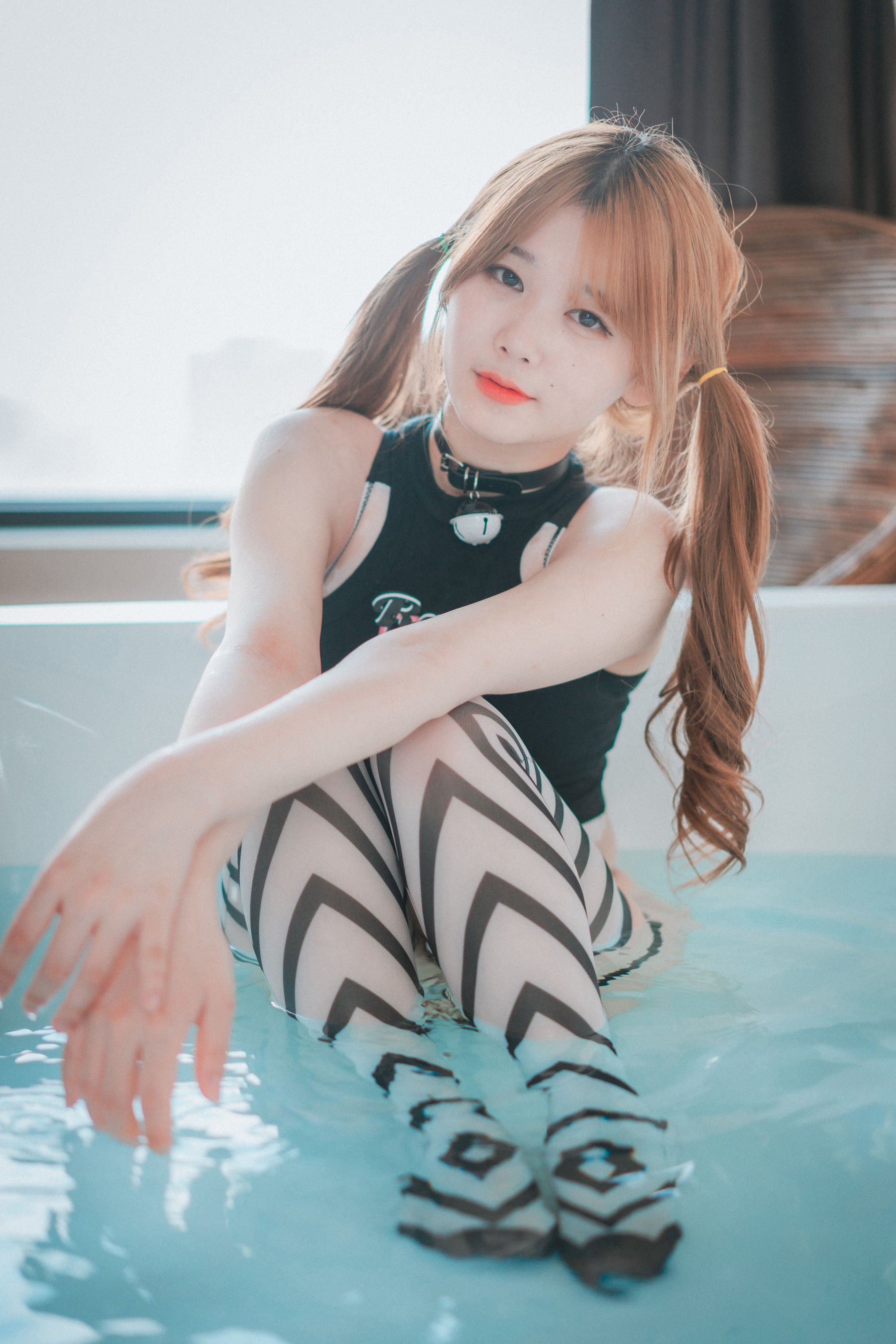 [DJAWA]  Zia - Swimming Lessons #2 写真套图/(72P)