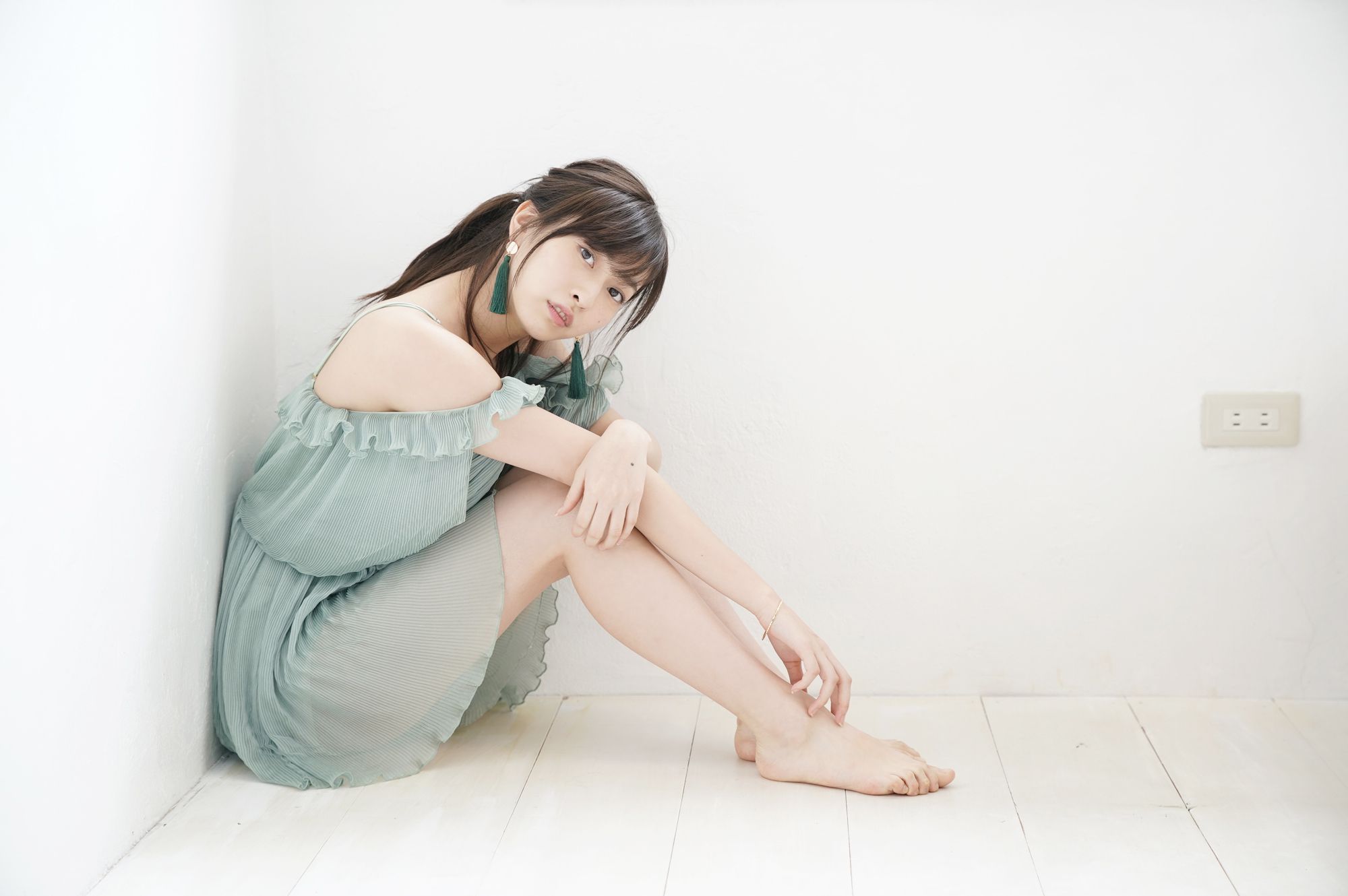 [Hello! Project Digital Books] No.198 Akari Uemura 植村あかり/(100P)