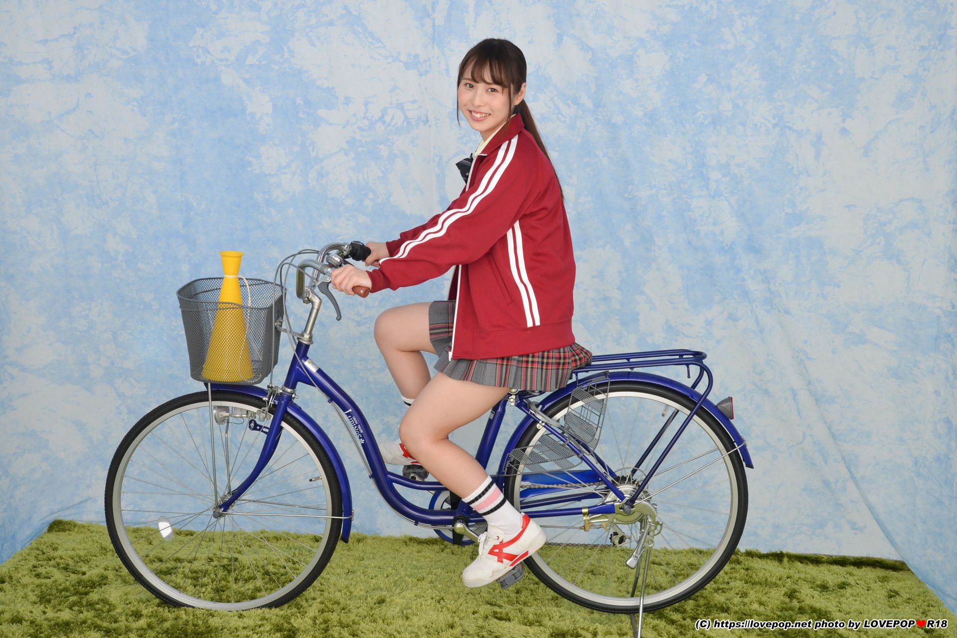 [LOVEPOP] Sora Inoue 井上そら Photoset 02/(45P)