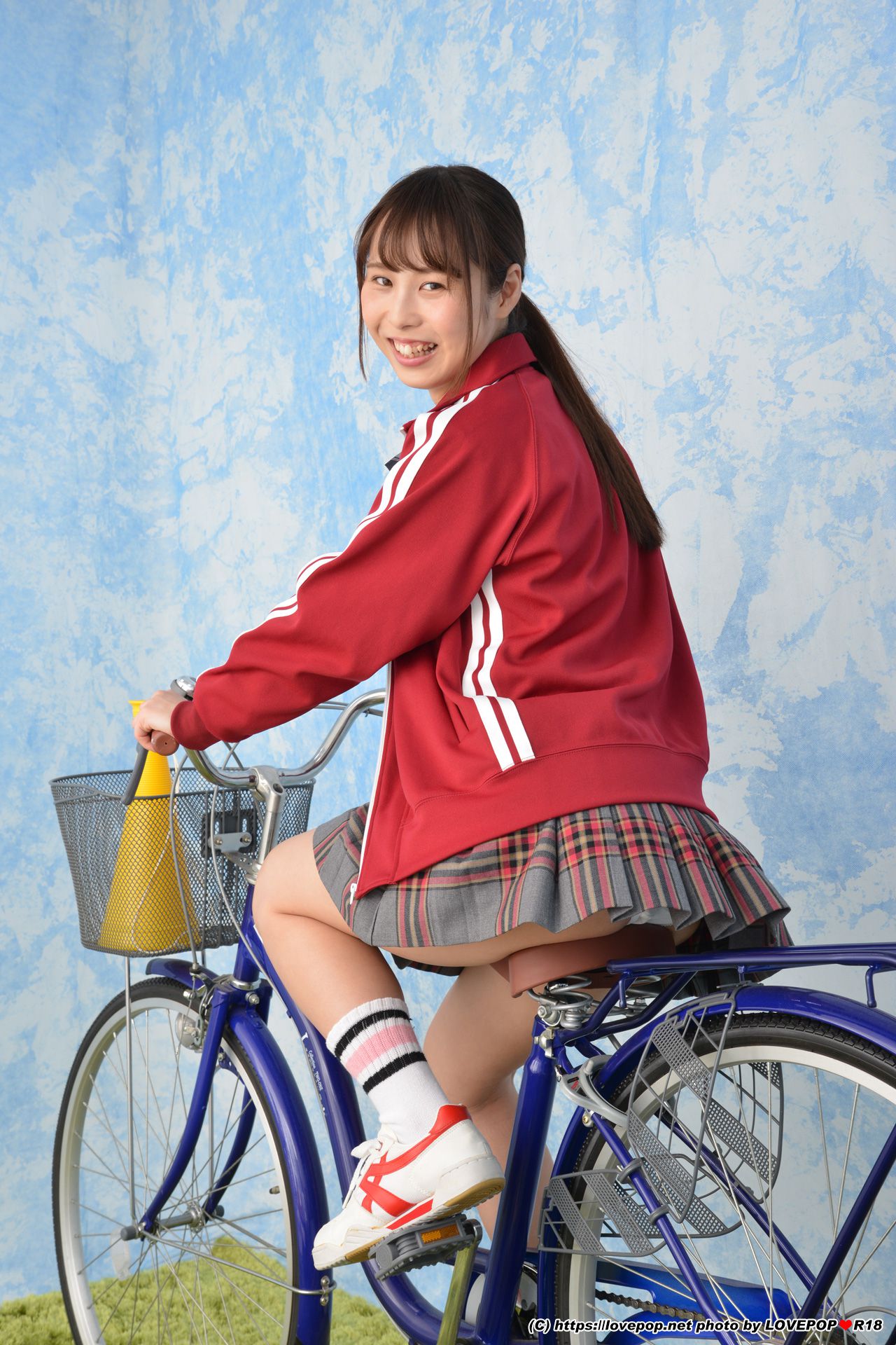 [LOVEPOP] Sora Inoue 井上そら Photoset 02/(45P)