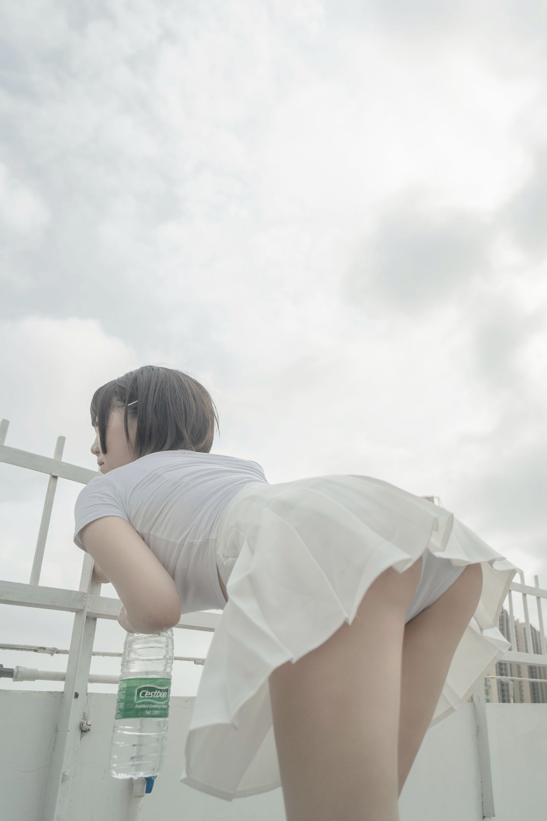 [网红COSER写真] 鬼马少女阿薰kaOri - 天台/(82P)