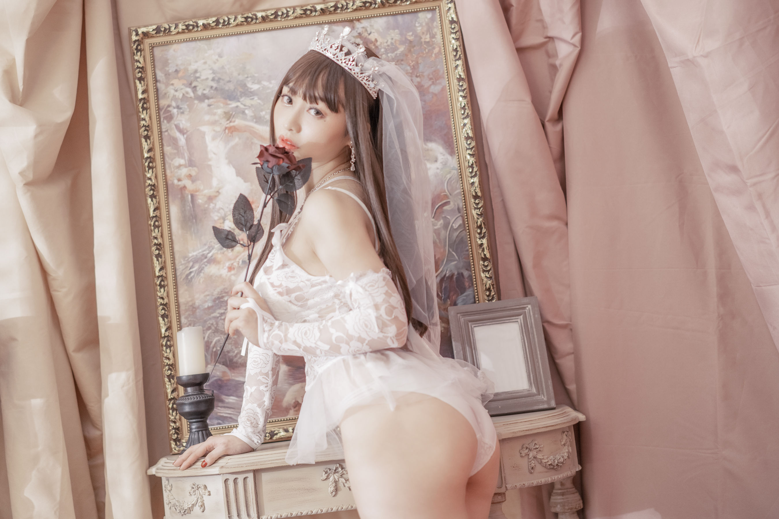 [网红COSER写真] 动漫博主脱尾巴Mizuki - 婚纱/(30P)