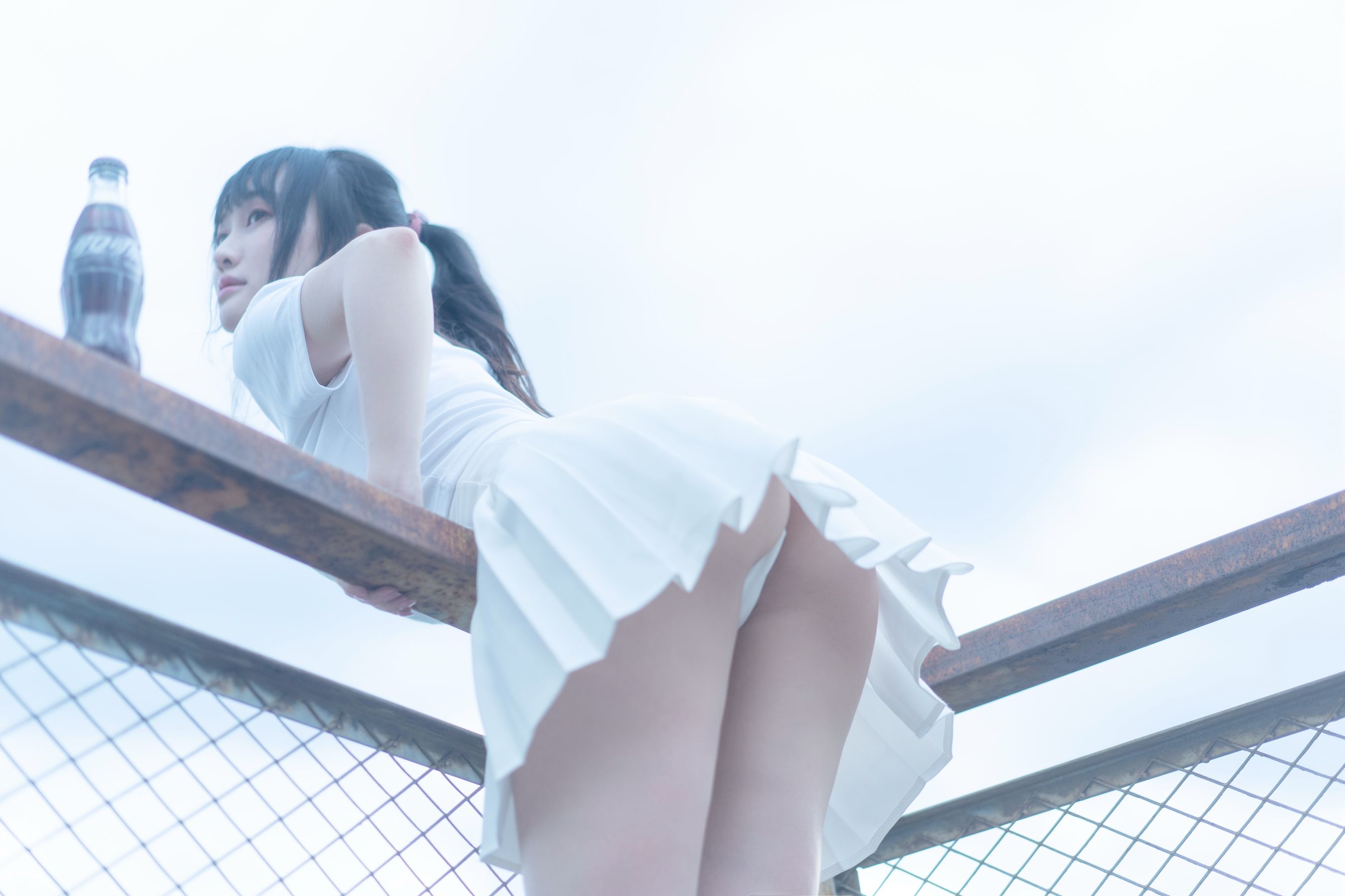 [网红COSER写真] 动漫博主脱尾巴Mizuki - 可乐JK/(18P)