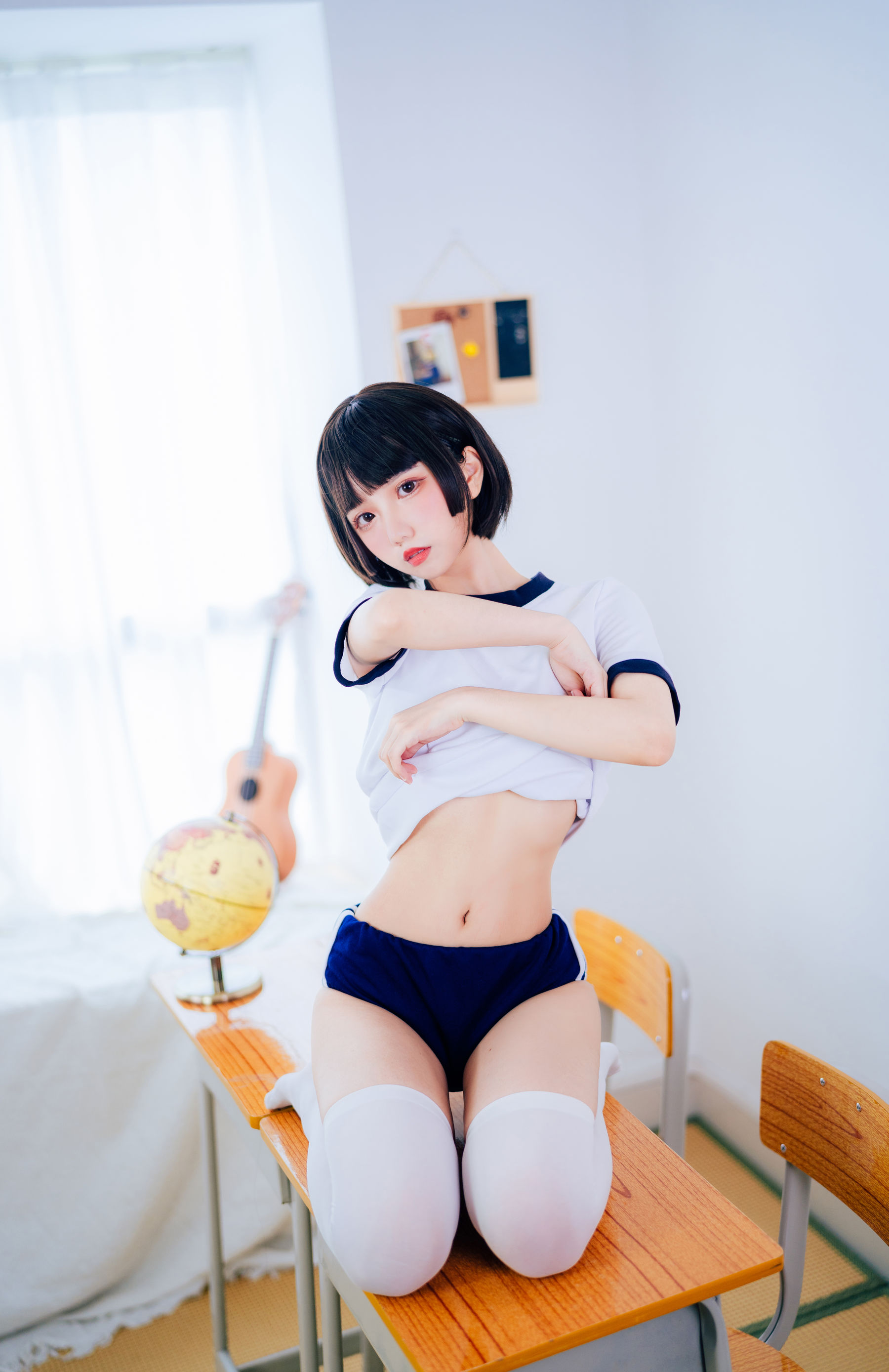 [网红COSER写真] 动漫博主果咩酱w - 体操服/(19P)