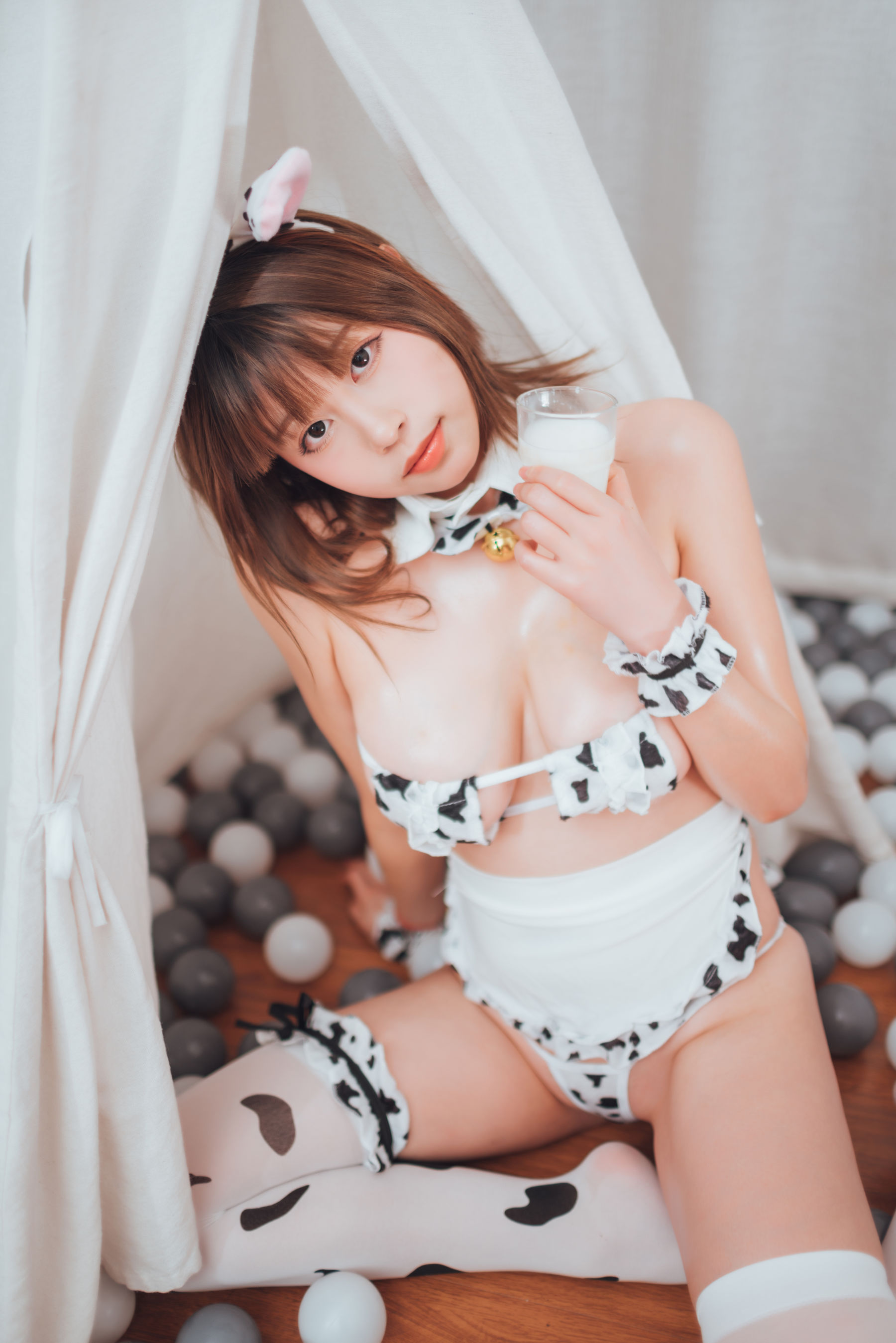 [网红COSER写真] 萌妹奈汐酱nice - 牛年大吉 奶牛/(49P)