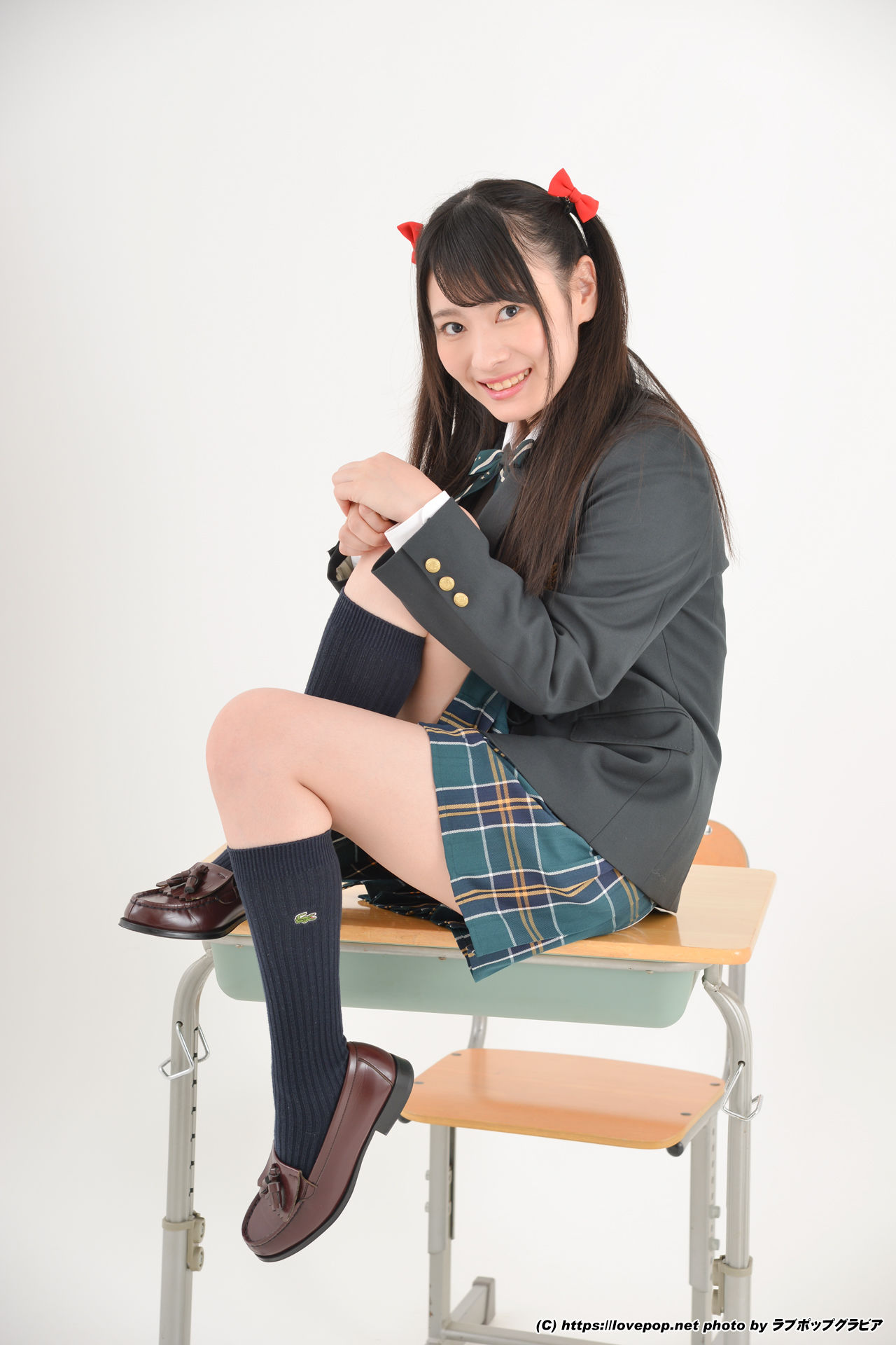 [LOVEPOP] Kotone Kuriyama 栗山ことね Photoset 02/(54P)