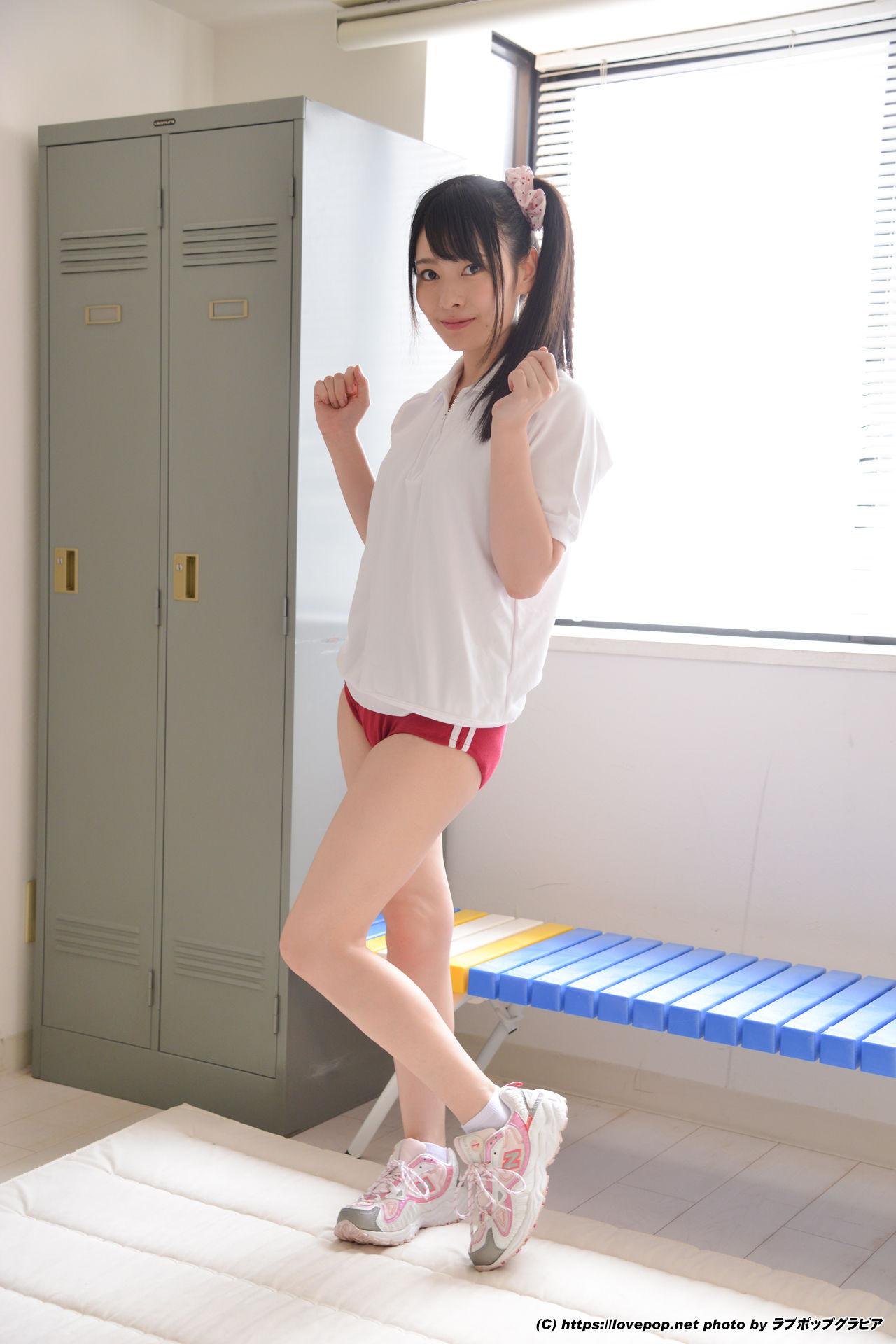 [LOVEPOP] Kotone Kuriyama 栗山ことね Photoset 03/(60P)