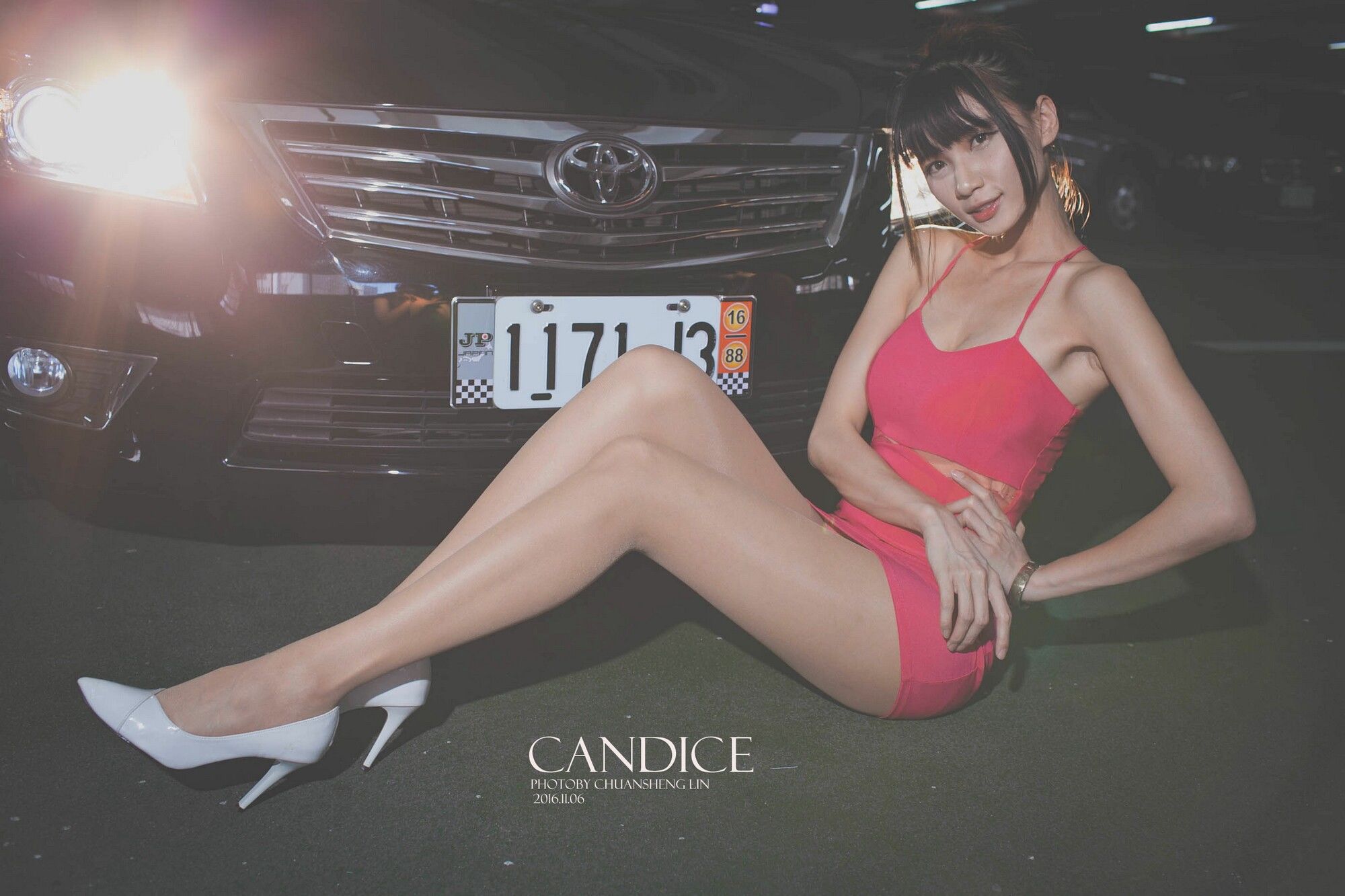 [台湾嫩模] 蔡译心Candice《车外拍》/(89P)