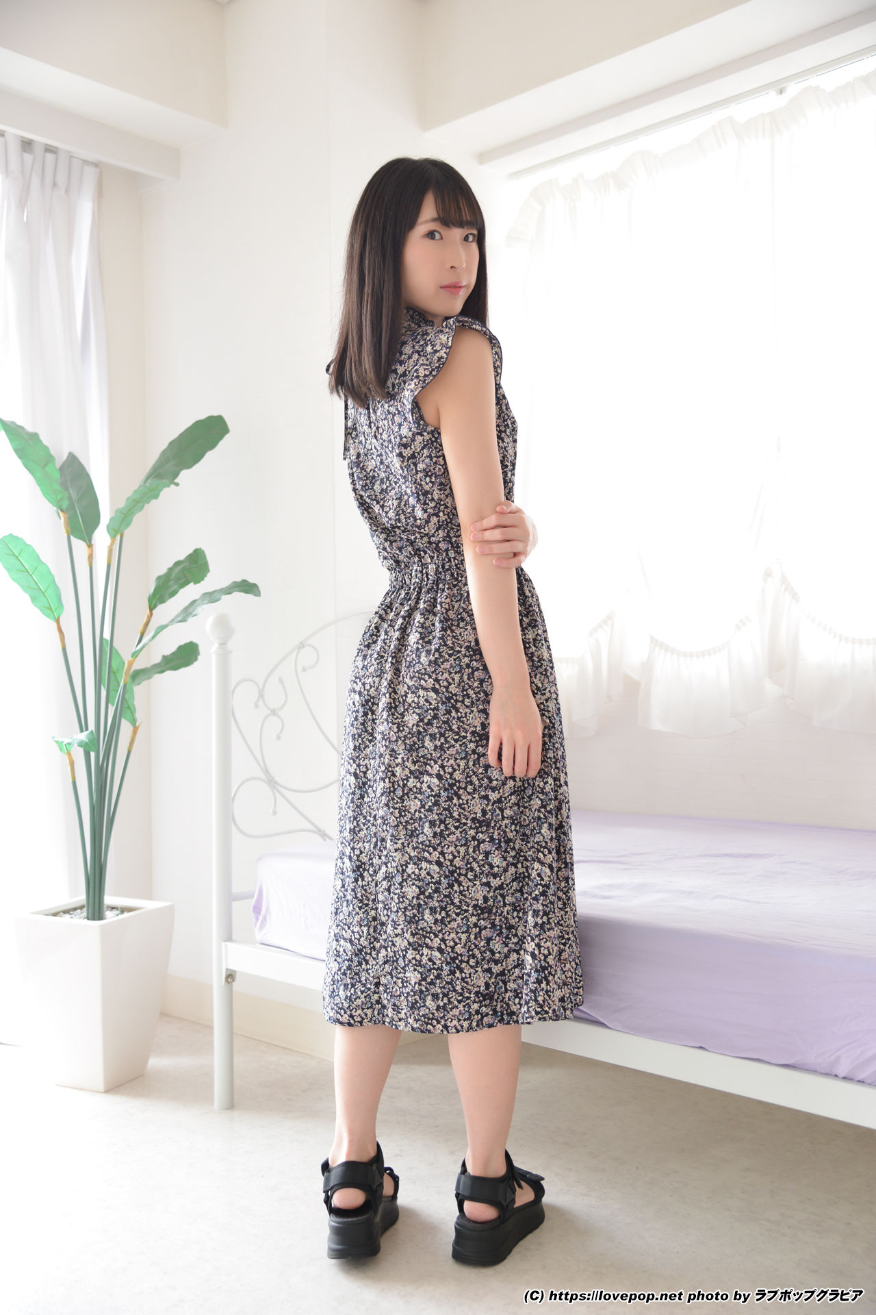 [LOVEPOP] Shiho Natsuki 夏木紫帆 Photoset 01/(59P)