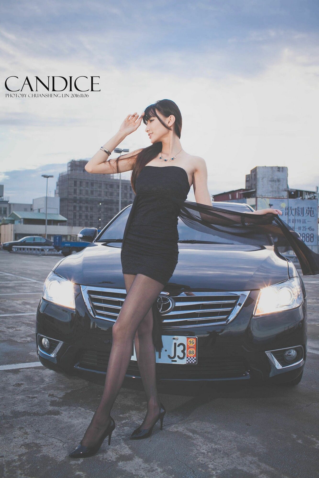 [台湾嫩模] 蔡译心Candice《车外拍》/(89P)