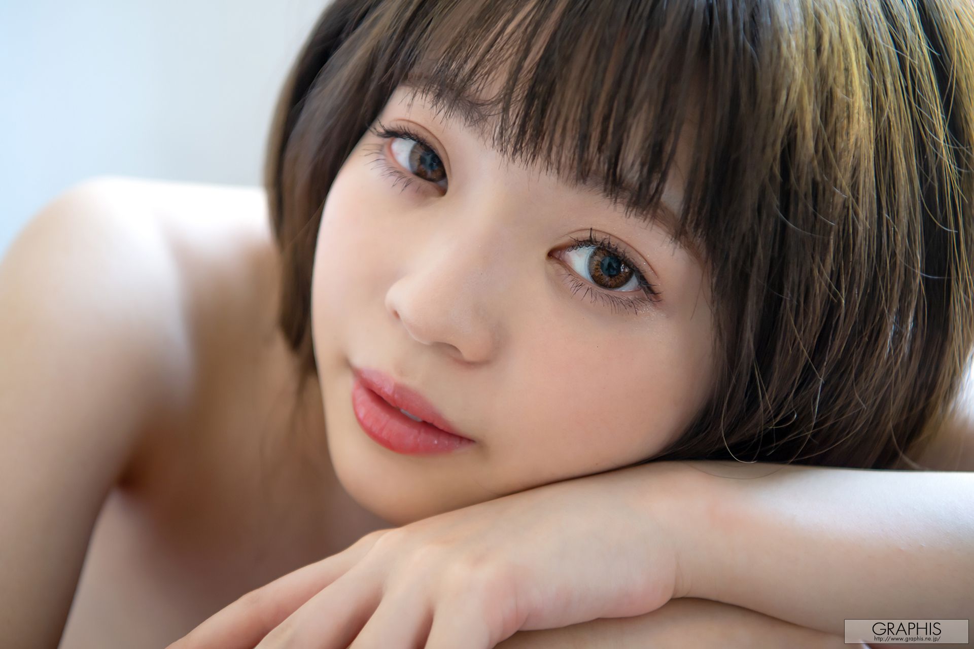 [Graphis] First Gravure 初脱ぎ娘 No.169 Izuna Maki 槙いずな/(62P)