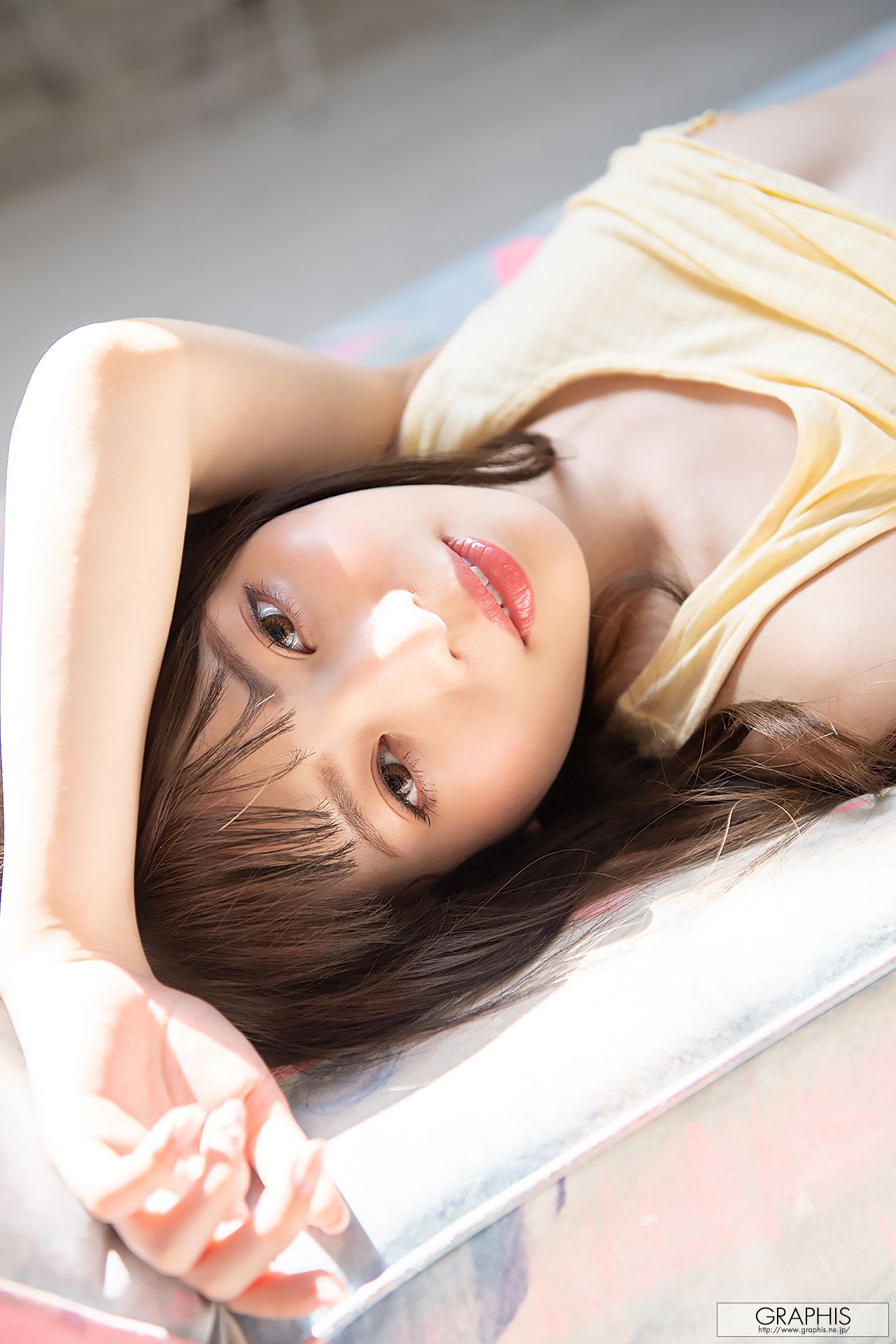 [Graphis] First Gravure 初脱ぎ娘 No.169 Izuna Maki 槙いずな/(62P)