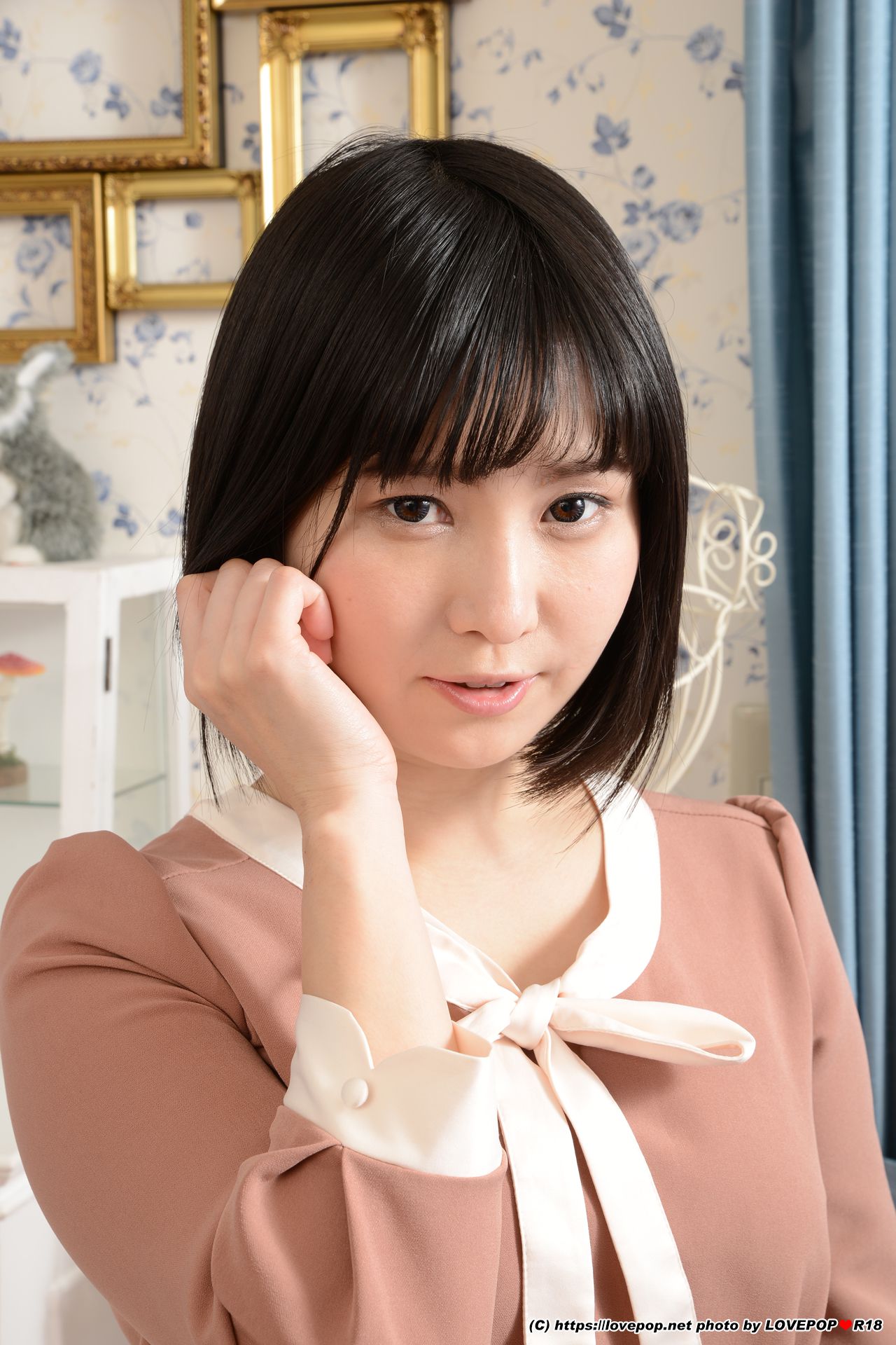 [LOVEPOP] Sakiho Narita 成田咲歩 Photoset 03/(50P)