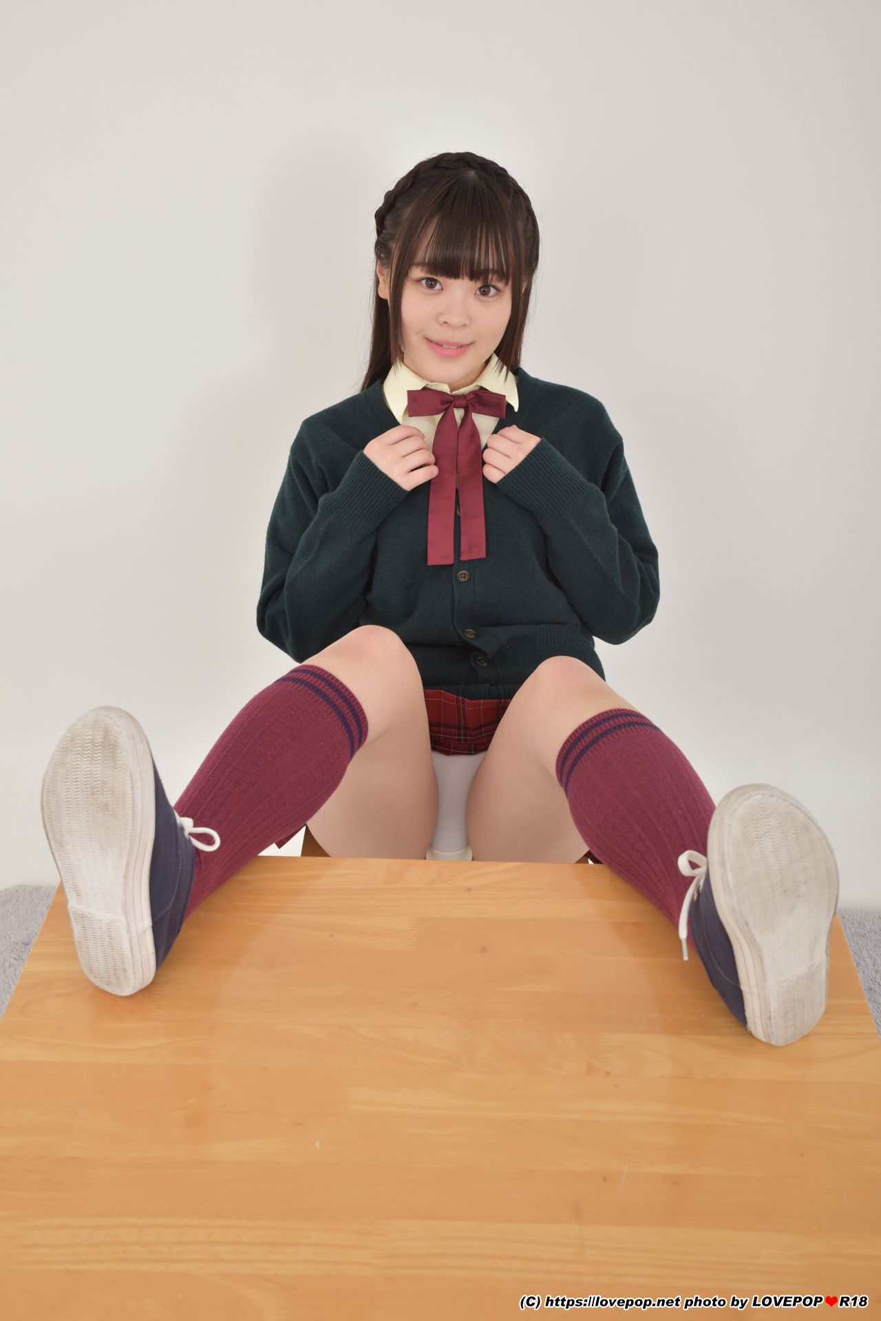 [LOVEPOP] Sana Yotsuba 四葉さな Photoset 01/(49P)