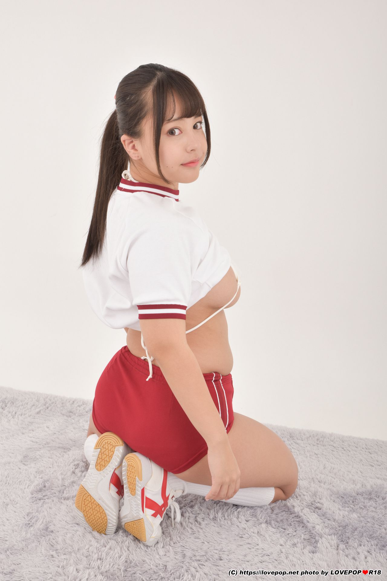 [LOVEPOP] Shion Yumi 夕美しおん Photoset 01/(50P)