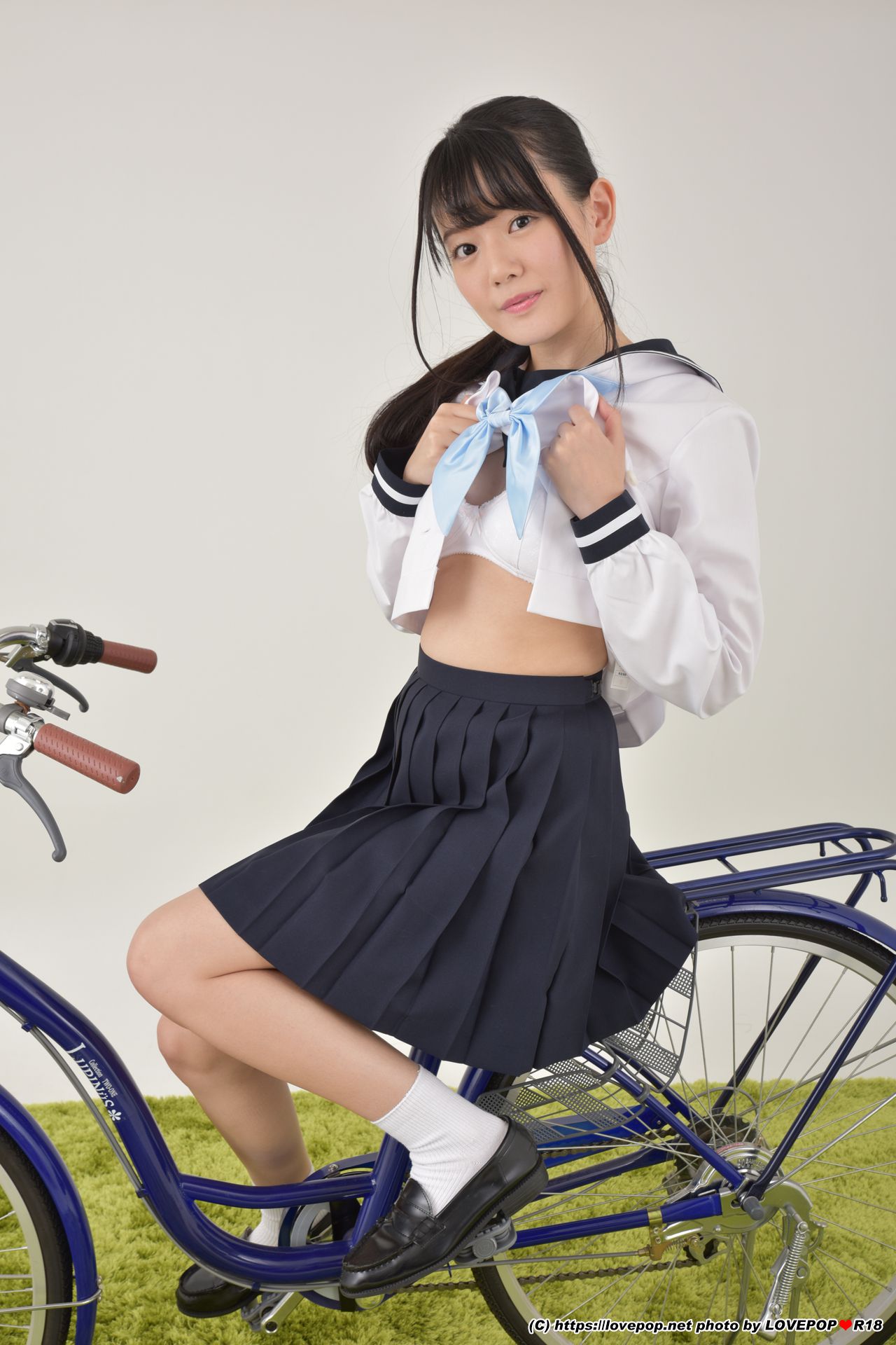 [LOVEPOP] Meru Yanai 柳井める Photoset 04/(38P)