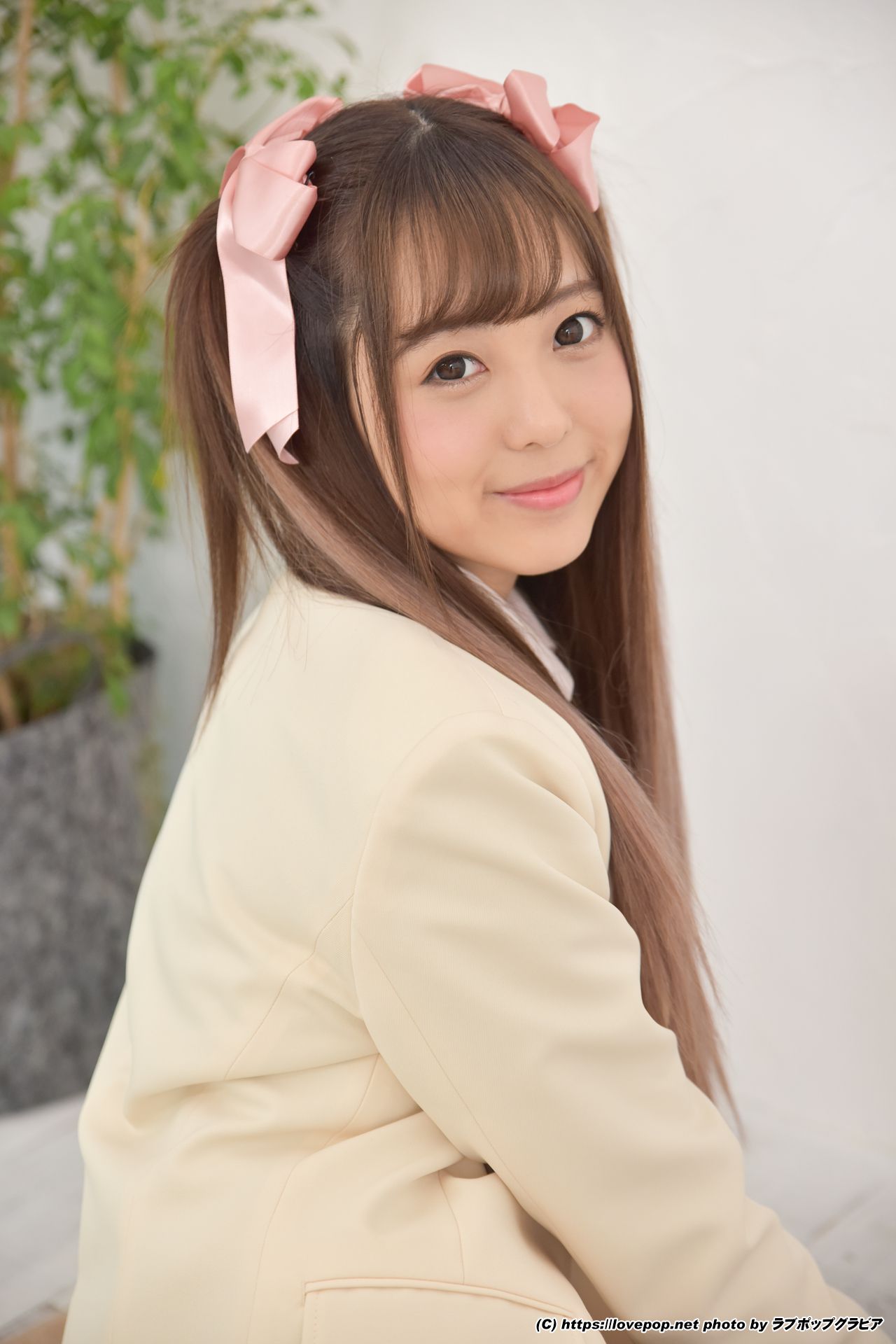 [LOVEPOP] Shion Kusakawa 草川紫音 Photoset 02/(53P)