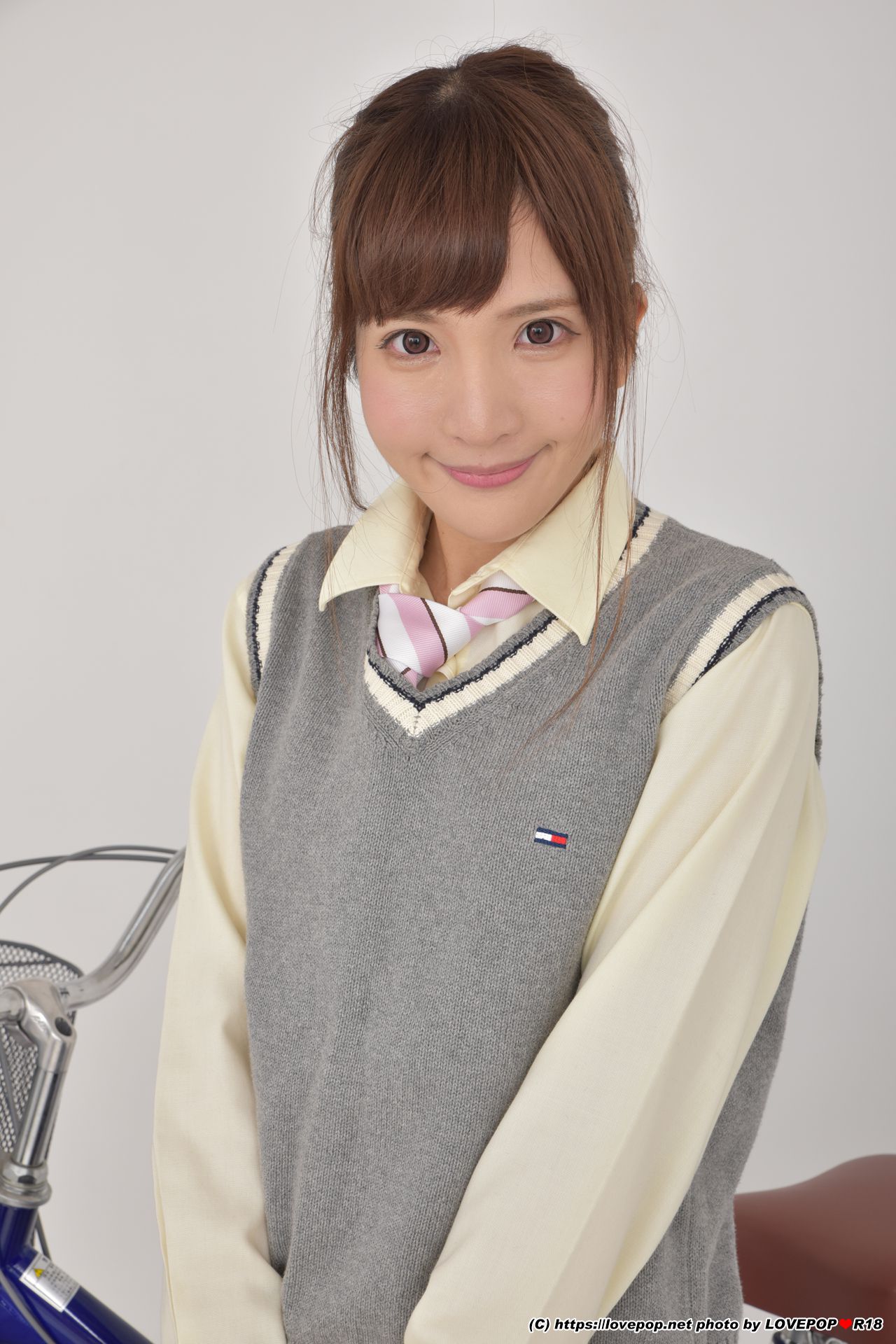 [LOVEPOP] Ayami Shionogi 汐乃木あやみ Photoset 04/(48P)