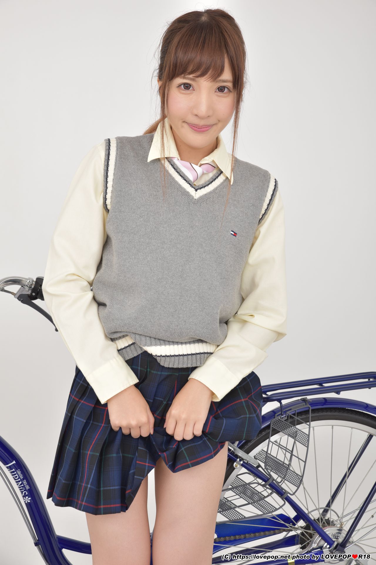 [LOVEPOP] Ayami Shionogi 汐乃木あやみ Photoset 04/(48P)