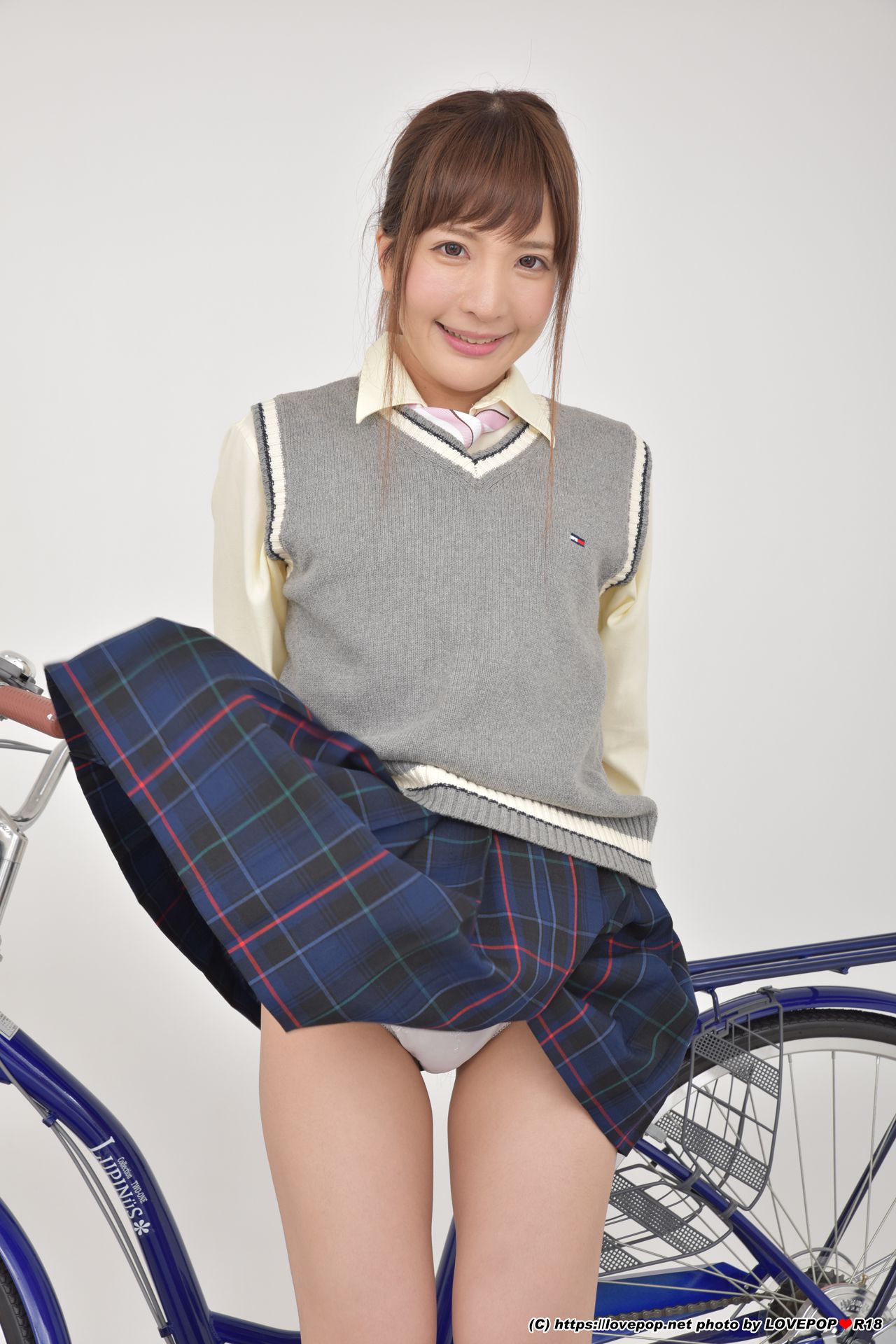 [LOVEPOP] Ayami Shionogi 汐乃木あやみ Photoset 04/(48P)