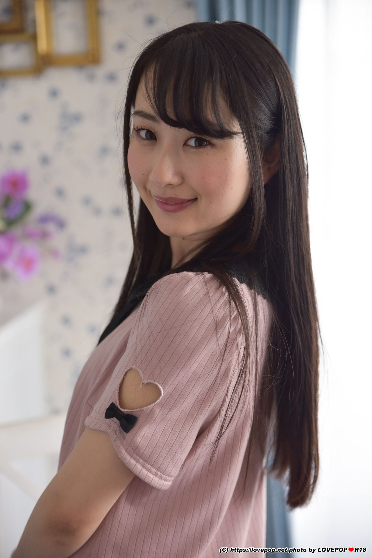 [LOVEPOP] Hinano Kamisaka 神坂ひなの Photoset 05/(47P)