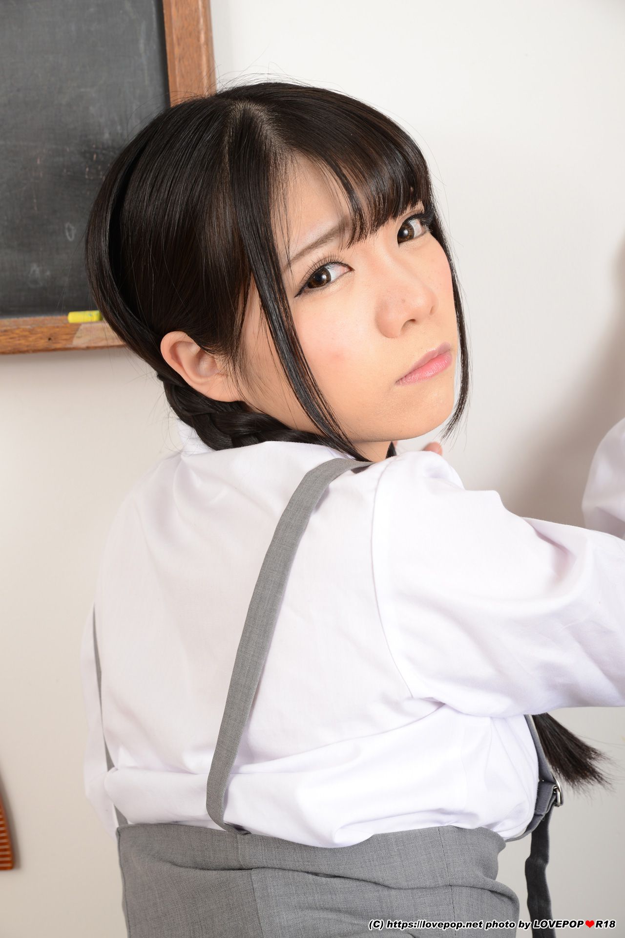 [LOVEPOP] Kanon Kuga 久我かのん Photoset 01/(55P)