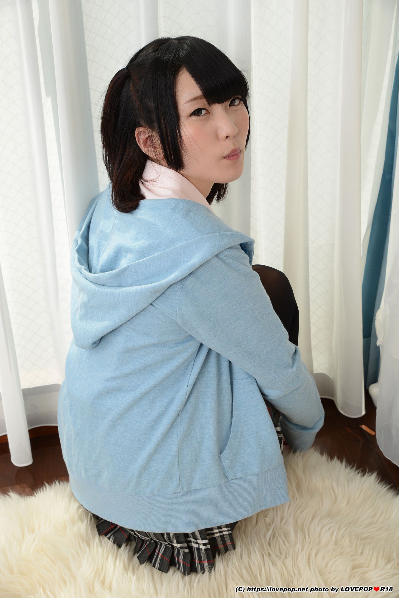 [LOVEPOP] Karin Niimi 新美かりん Photoset 04/(55P)