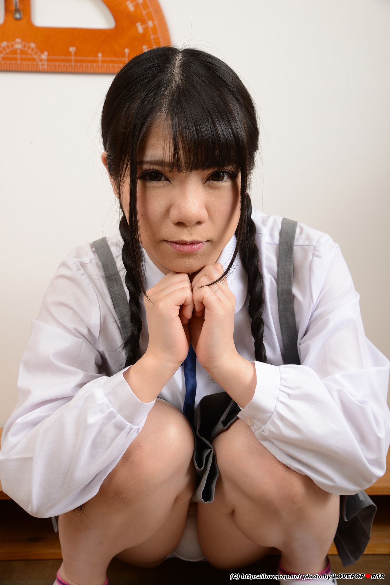 [LOVEPOP] Kanon Kuga 久我かのん Photoset 01/(55P)