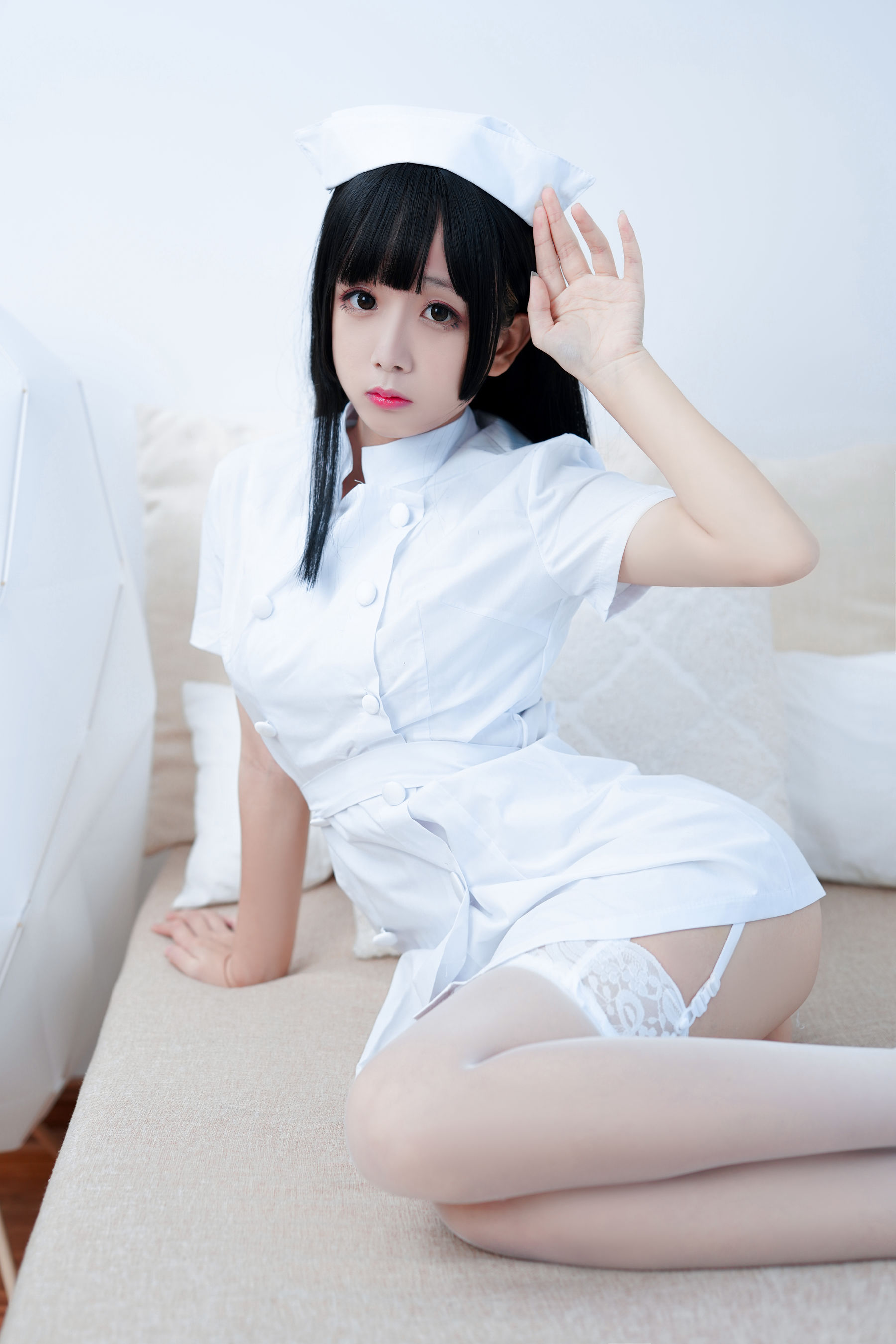 [COS福利] Cosplay日奈娇 - 纯白护士/(87P)