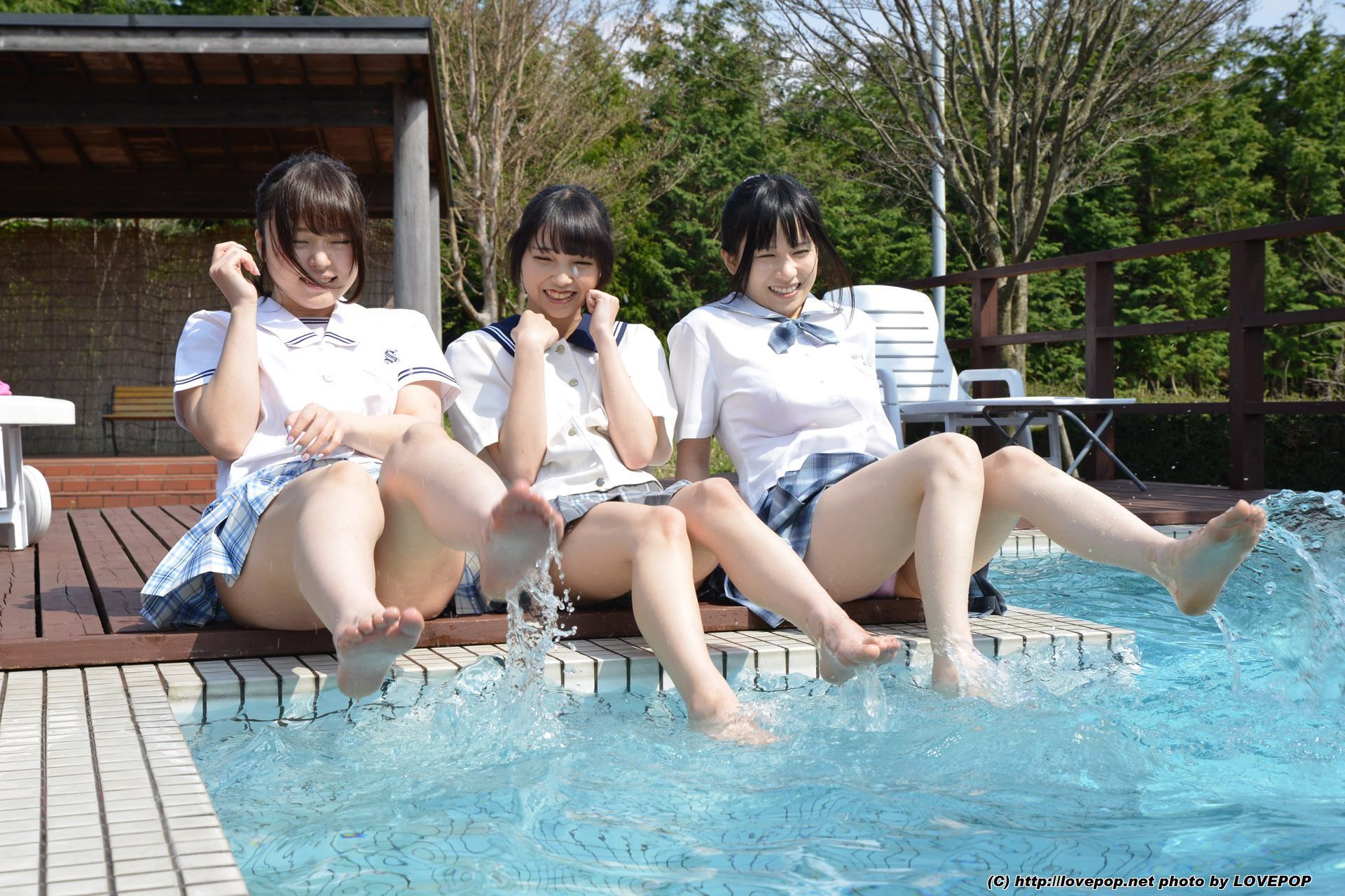 [LOVEPOP] Yua Kuramochi 倉持結愛 & Iku Natsumi 夏海いく& Yuuka Aoyama 青山佑香 Photoset 07/(70P)