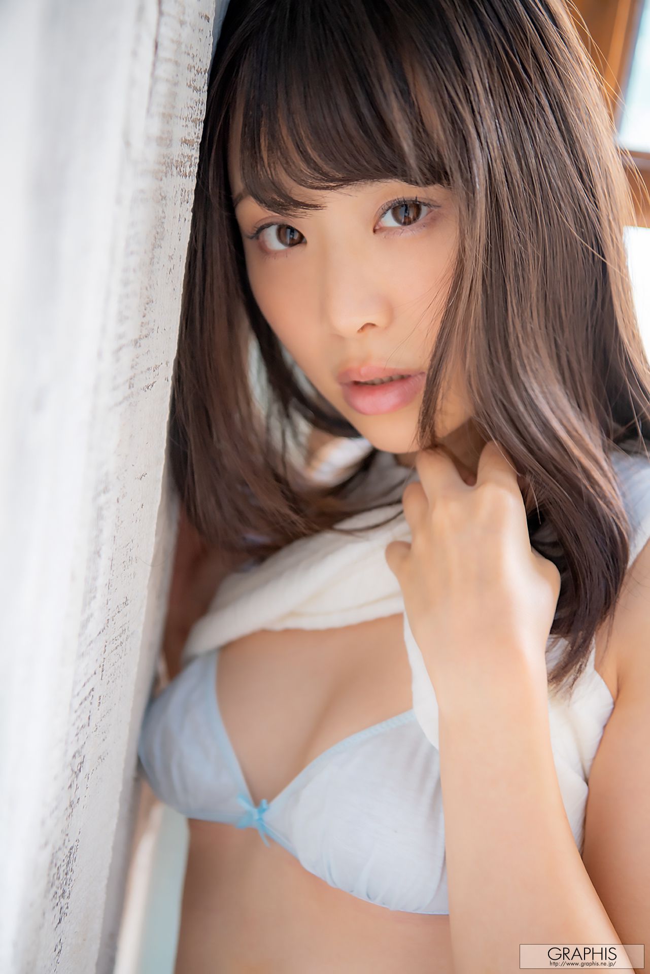 [Graphis] First Gravure 初脱ぎ娘 No.168 Hiyori Yoshioka 吉岡ひより/(70P)