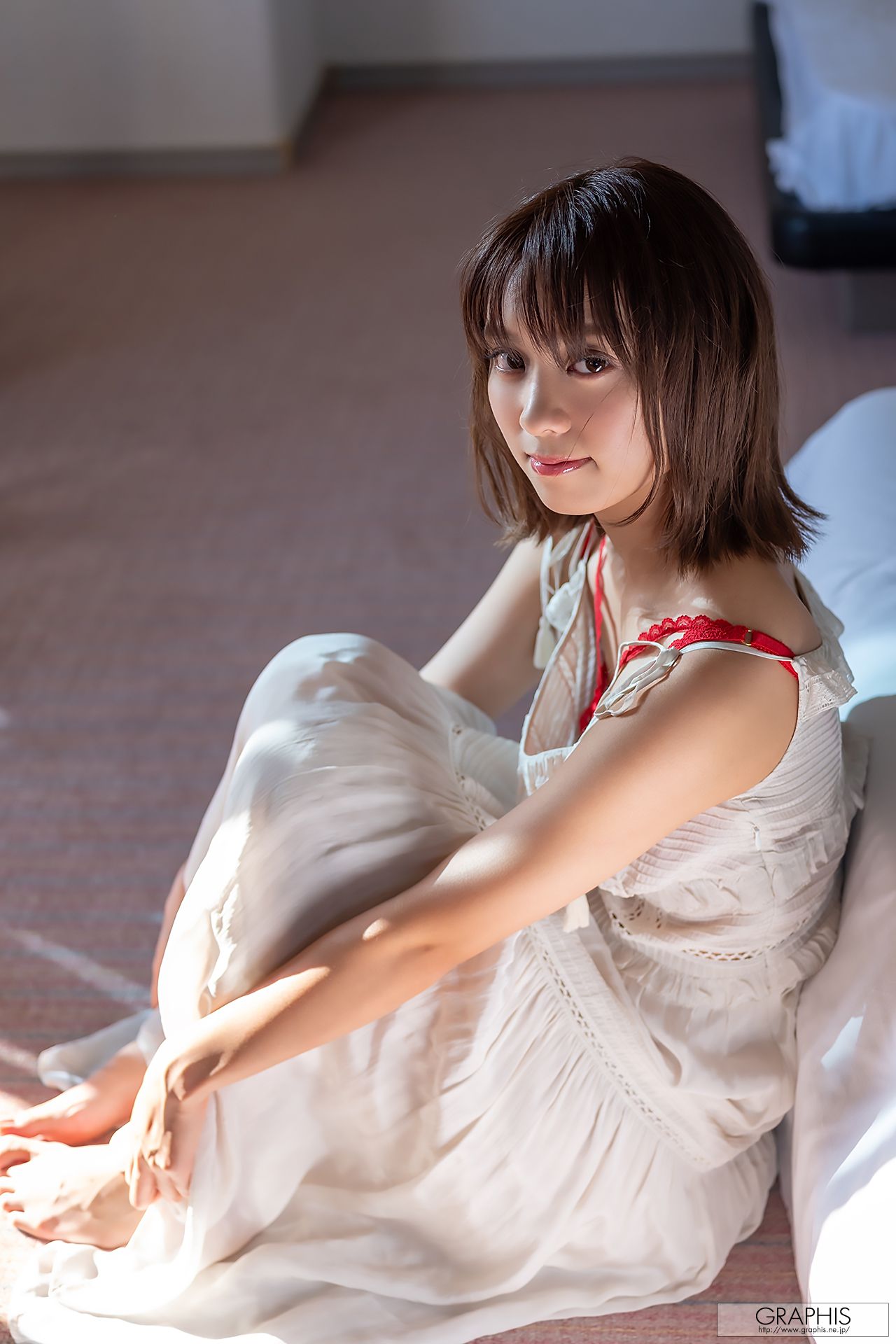 [Graphis] First Gravure 初脱ぎ娘 No.167 Suzu Monami もなみ鈴/(62P)