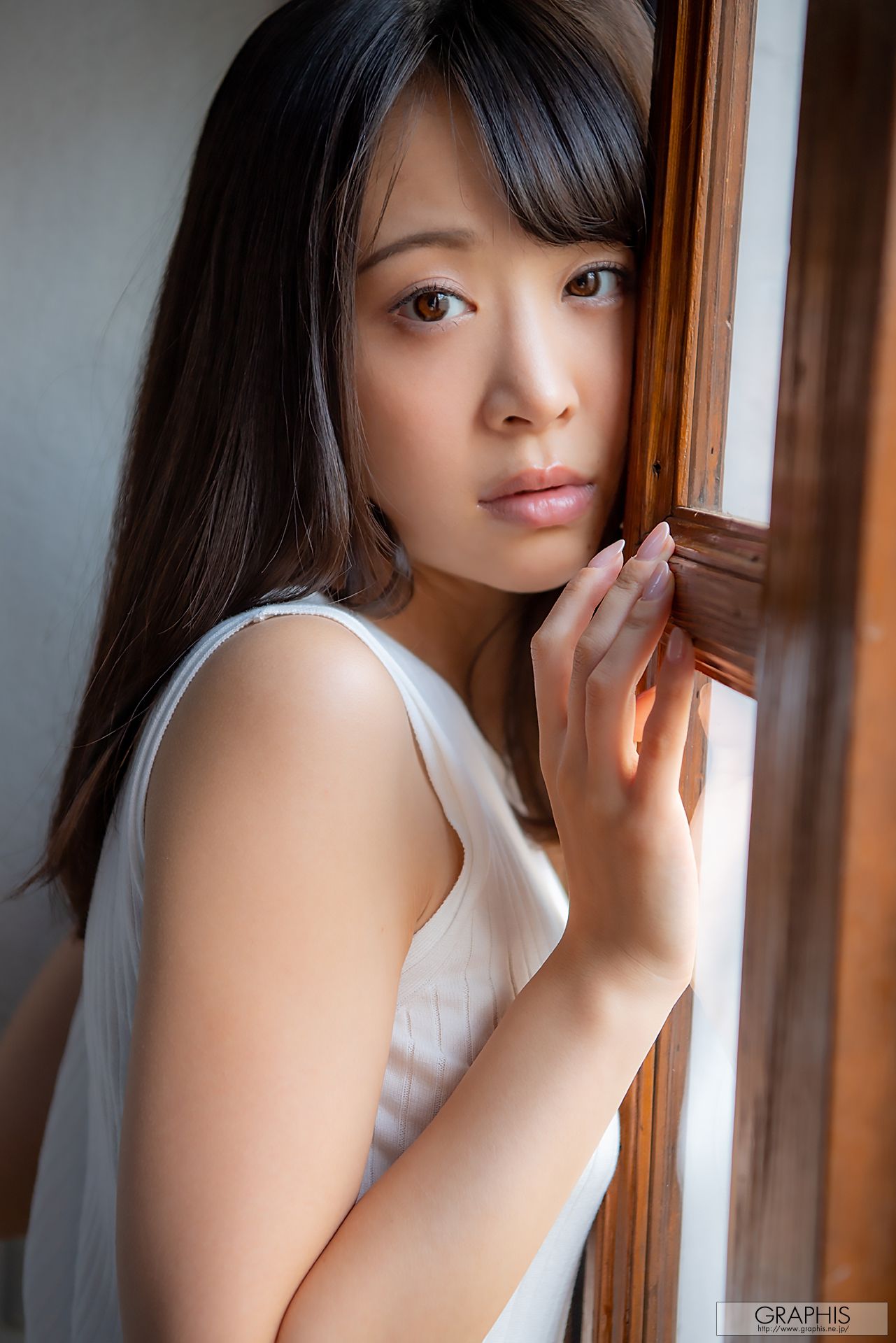 [Graphis] First Gravure 初脱ぎ娘 No.168 Hiyori Yoshioka 吉岡ひより/(70P)