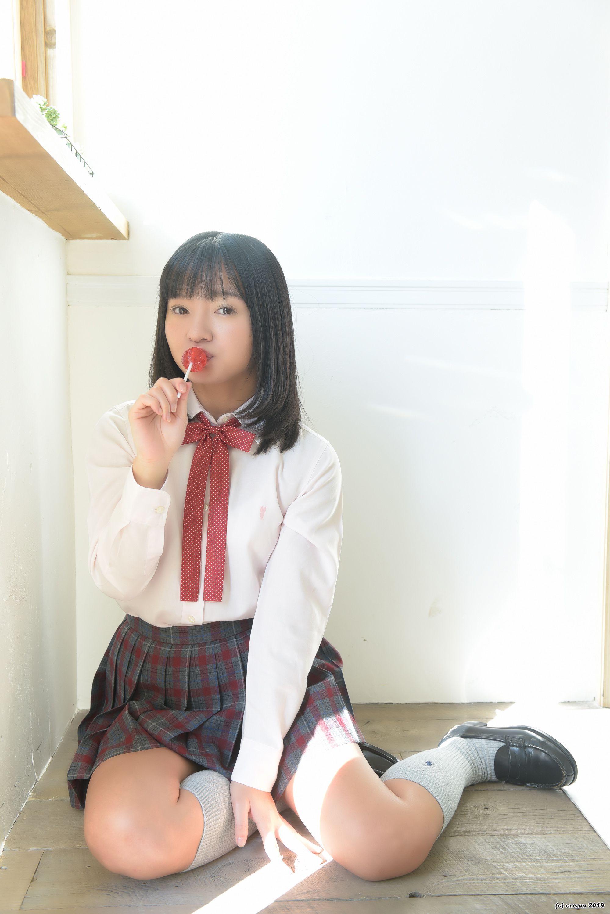 [LOVEPOP] Ayana Nishinaga 西永彩奈 Ayana Stripes - (Cream) - PPV/(100P)