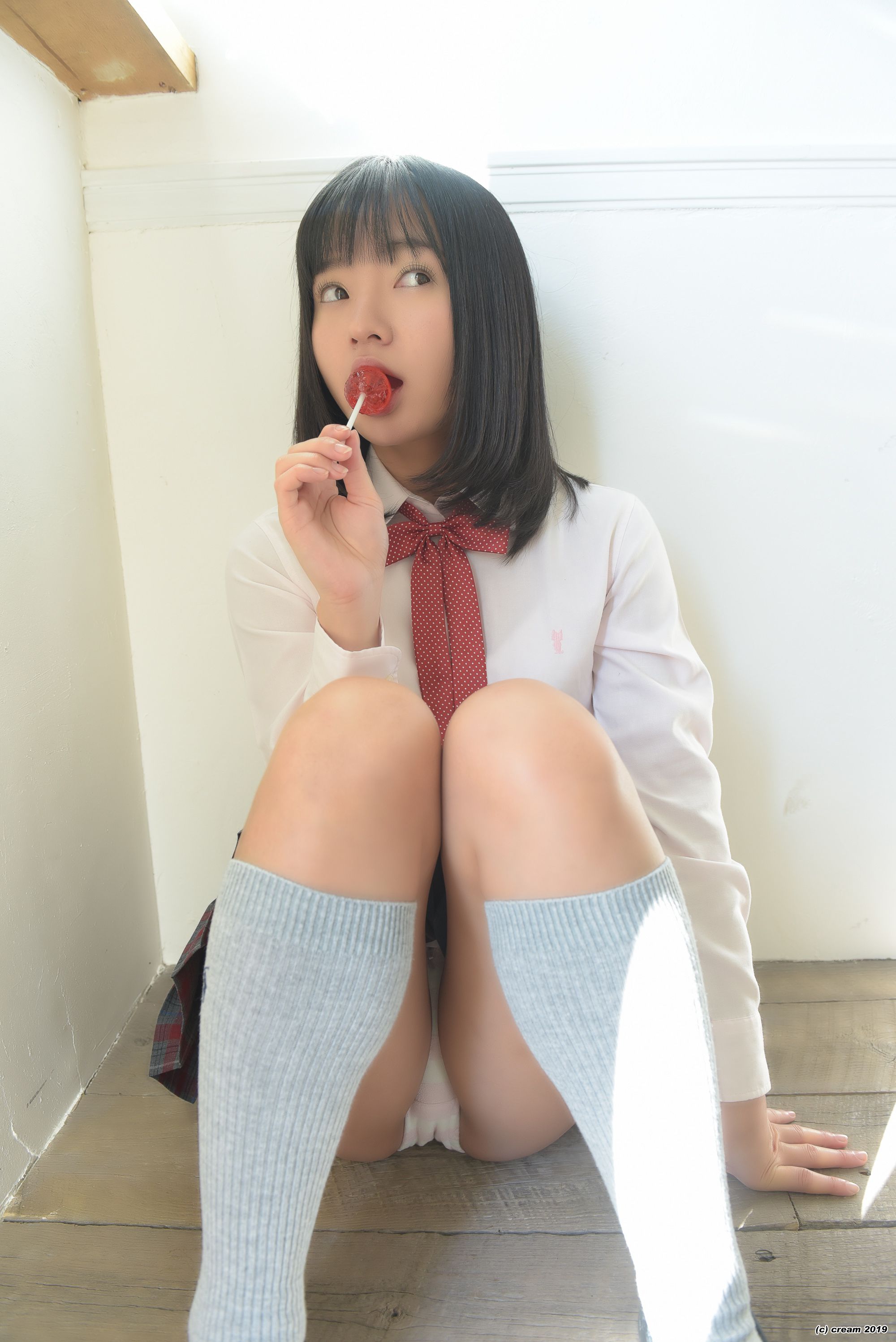 [LOVEPOP] Ayana Nishinaga 西永彩奈 Ayana Stripes - (Cream) - PPV/(100P)