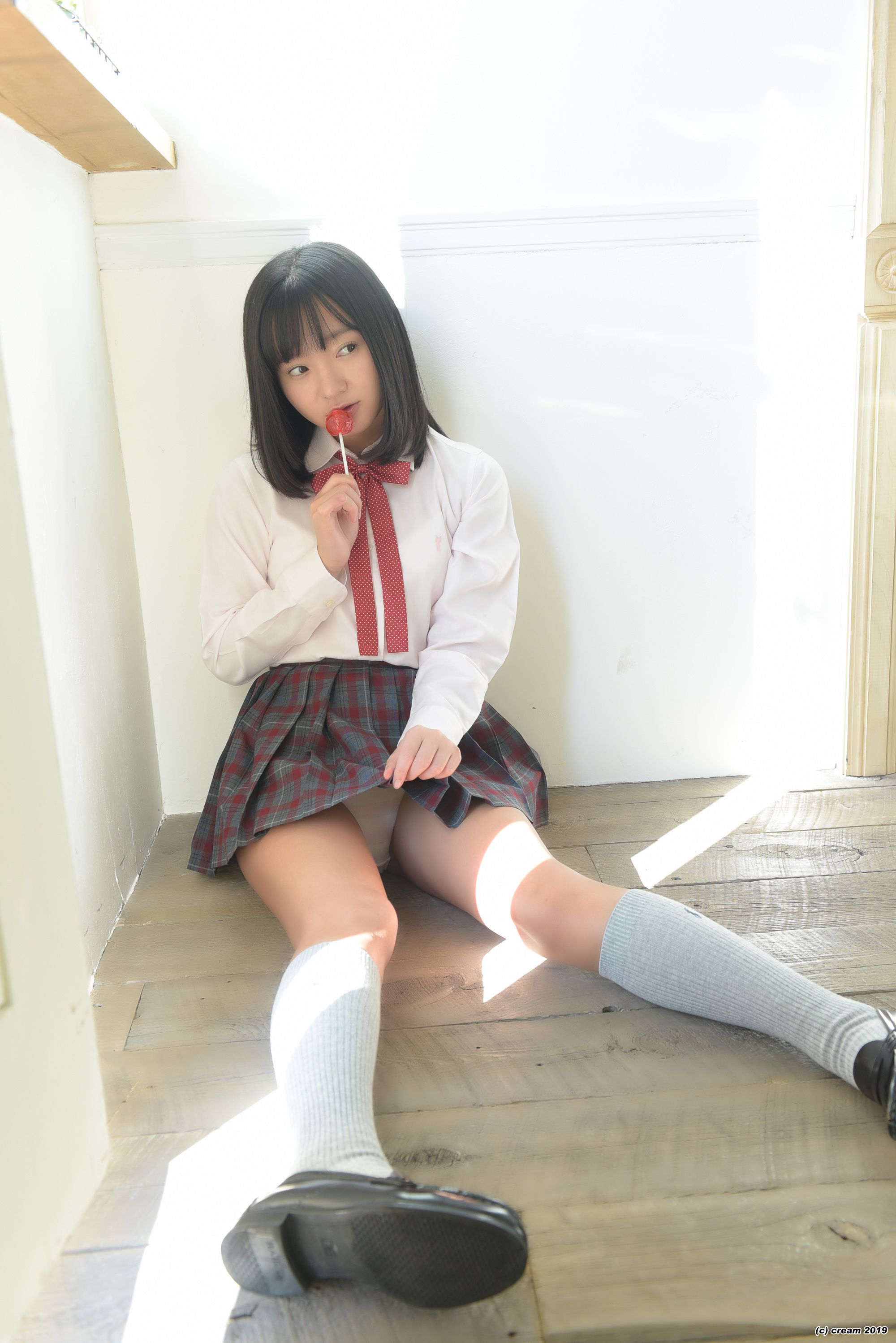 [LOVEPOP] Ayana Nishinaga 西永彩奈 Ayana Stripes - (Cream) - PPV/(100P)