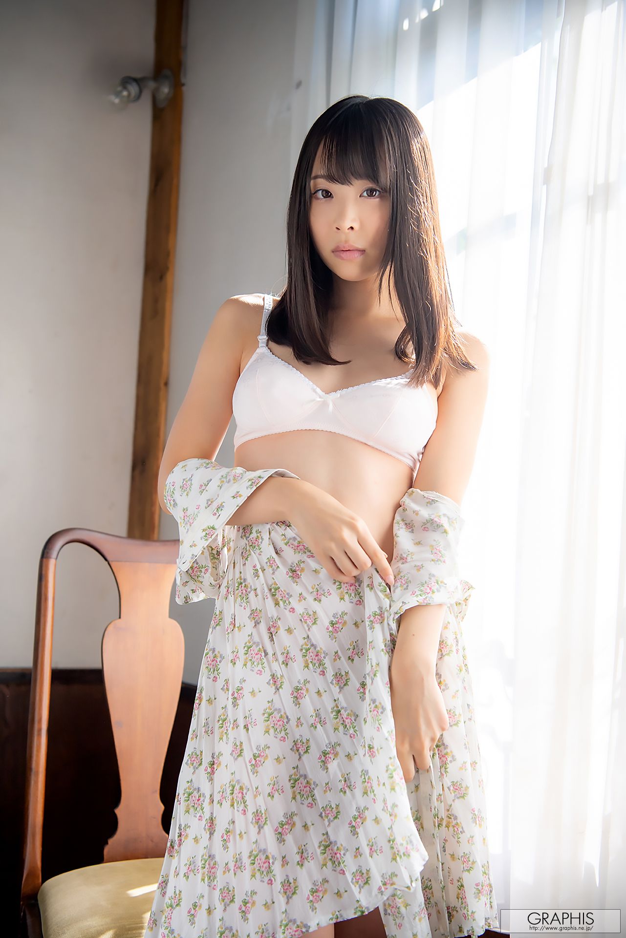 [Graphis] First Gravure 初脱ぎ娘 No.168 Hiyori Yoshioka 吉岡ひより/(70P)