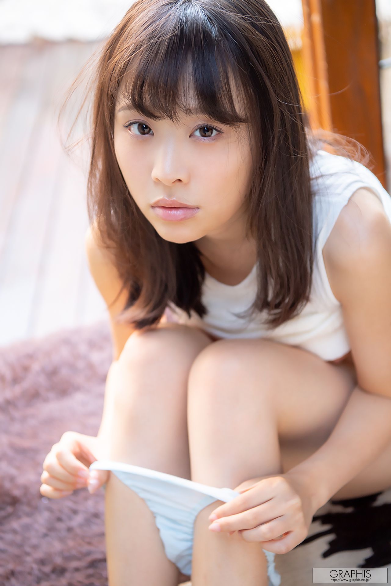 [Graphis] First Gravure 初脱ぎ娘 No.168 Hiyori Yoshioka 吉岡ひより/(70P)