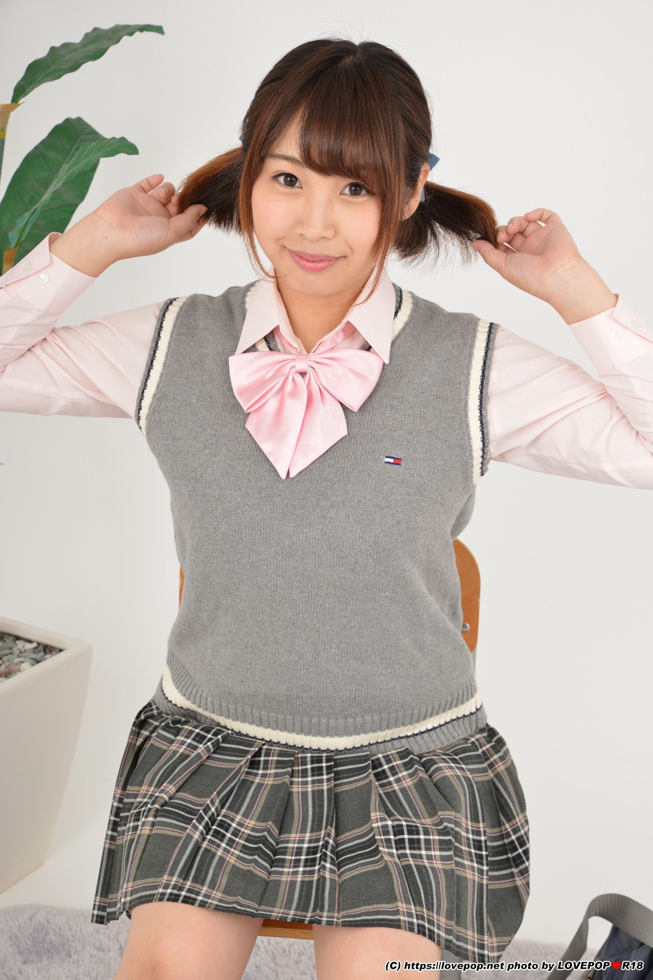 [LOVEPOP] Hinami Yumesaki 夢咲ひなみ Photoset 01/(60P)